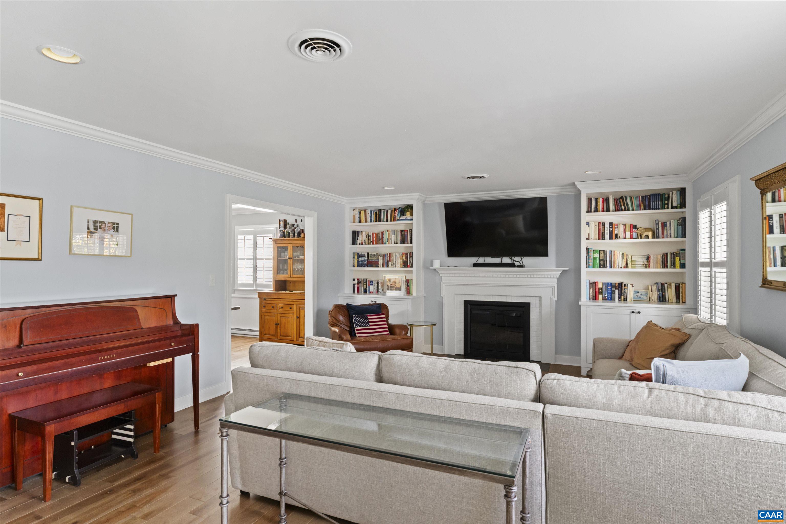 102 WESTMINSTER RD, CHARLOTTESVILLE, Virginia 22901, 5 Bedrooms Bedrooms, ,3 BathroomsBathrooms,Residential,102 WESTMINSTER RD,676109 MLS # 676109