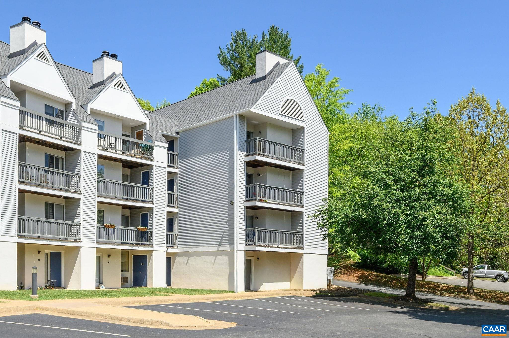 1243 CEDARS CT, CHARLOTTESVILLE, Virginia 22903, 1 Bedroom Bedrooms, ,1 BathroomBathrooms,Residential,1243 CEDARS CT,676151 MLS # 676151