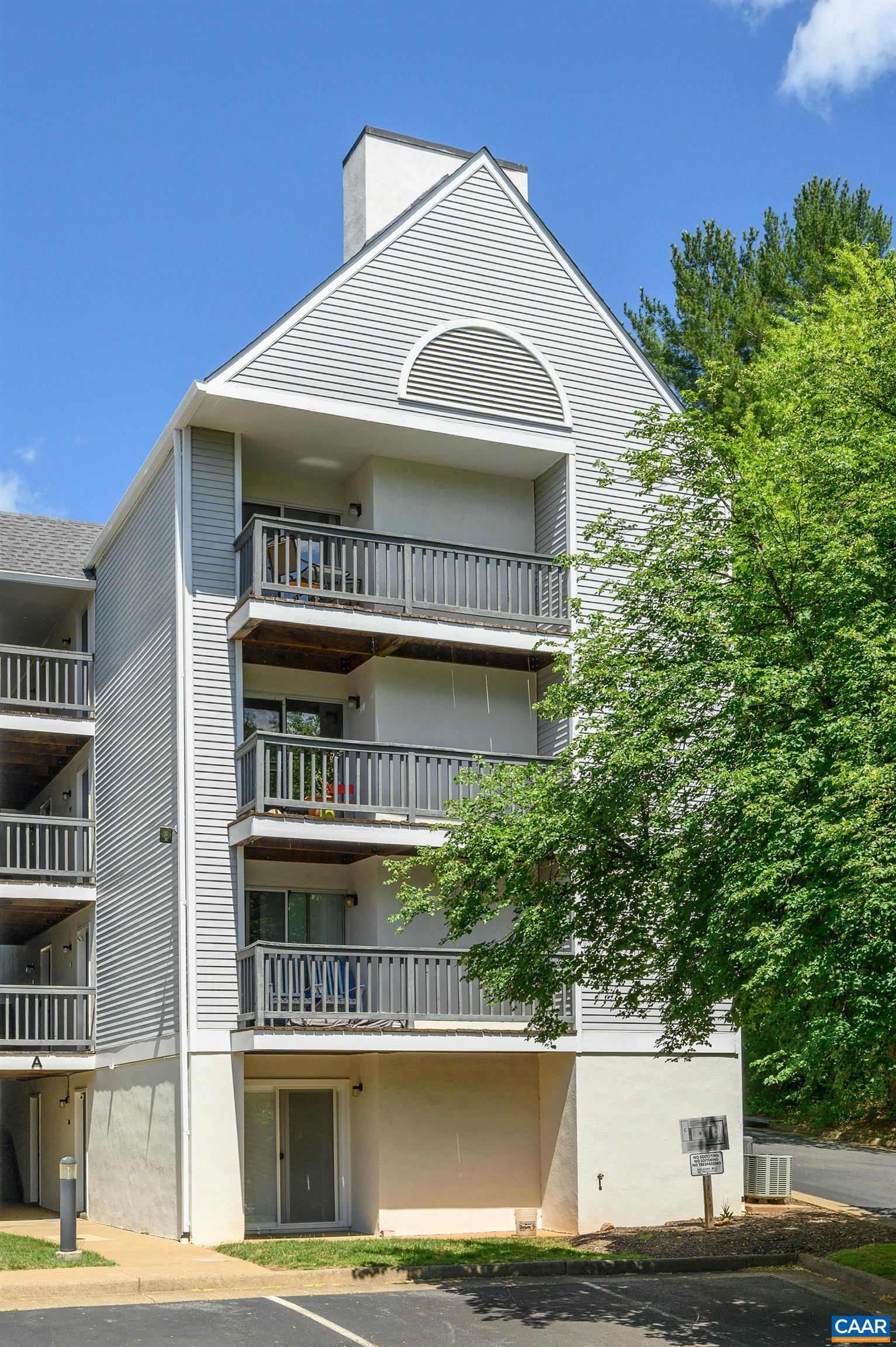 1243 CEDARS CT, CHARLOTTESVILLE, Virginia 22903, 1 Bedroom Bedrooms, ,1 BathroomBathrooms,Residential,1243 CEDARS CT,676151 MLS # 676151