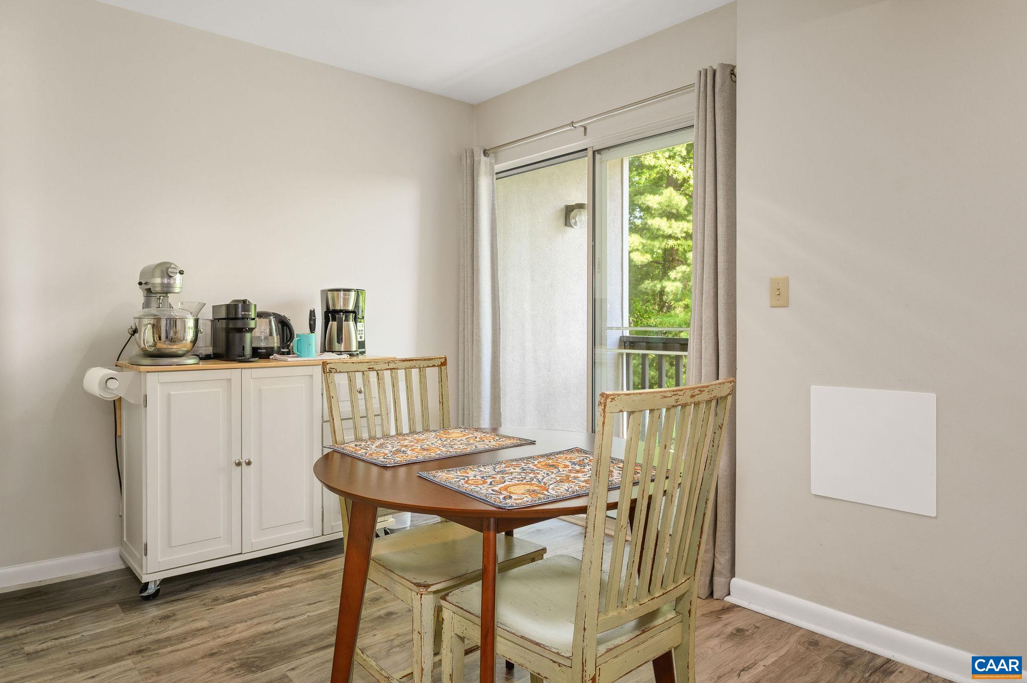 1243 CEDARS CT, CHARLOTTESVILLE, Virginia 22903, 1 Bedroom Bedrooms, ,1 BathroomBathrooms,Residential,1243 CEDARS CT,676151 MLS # 676151