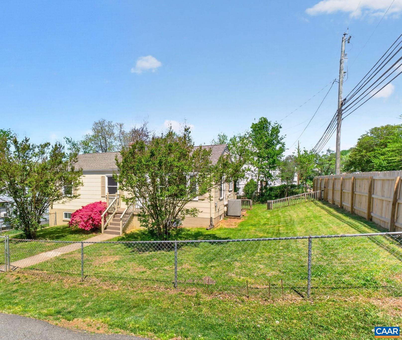 511 STONEHENGE AVE, CHARLOTTESVILLE, Virginia 22902, 3 Bedrooms Bedrooms, ,2 BathroomsBathrooms,Residential,511 STONEHENGE AVE,676220 MLS # 676220