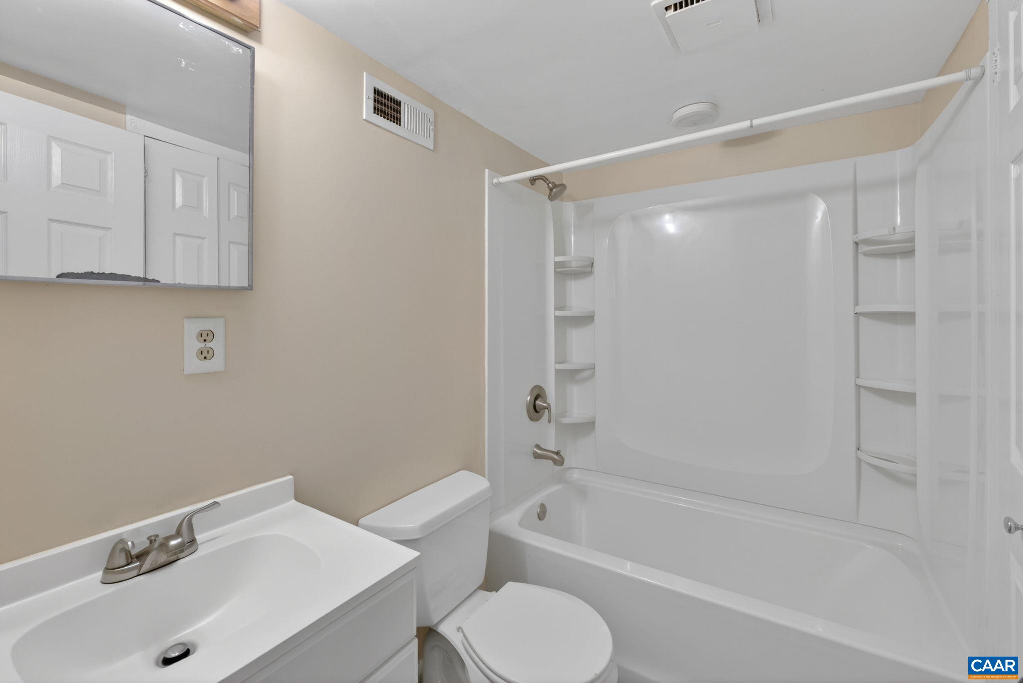 511 STONEHENGE AVE, CHARLOTTESVILLE, Virginia 22902, 3 Bedrooms Bedrooms, ,2 BathroomsBathrooms,Residential,511 STONEHENGE AVE,676220 MLS # 676220