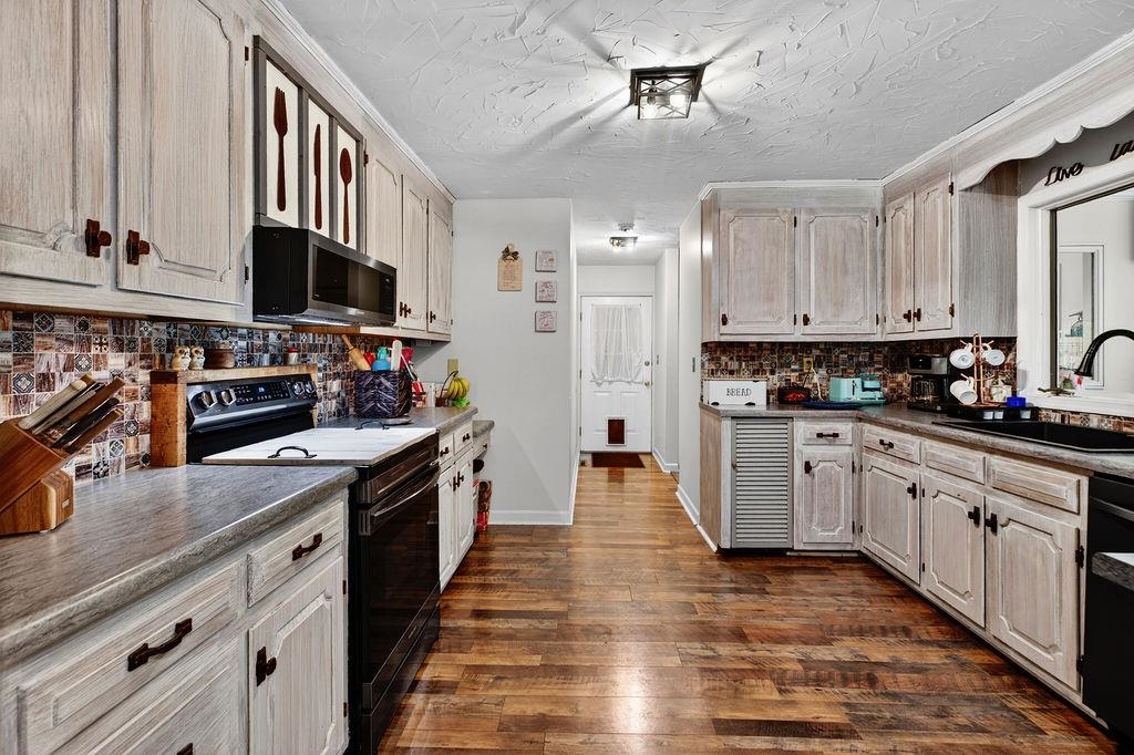 1401 LADD RD, WAYNESBORO, Virginia 22980, 3 Bedrooms Bedrooms, ,2 BathroomsBathrooms,Residential,1401 LADD RD,676222 MLS # 676222