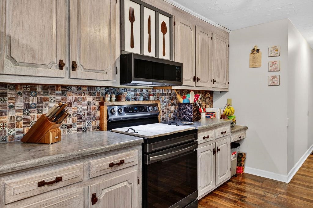 1401 LADD RD, WAYNESBORO, Virginia 22980, 3 Bedrooms Bedrooms, ,2 BathroomsBathrooms,Residential,1401 LADD RD,676222 MLS # 676222