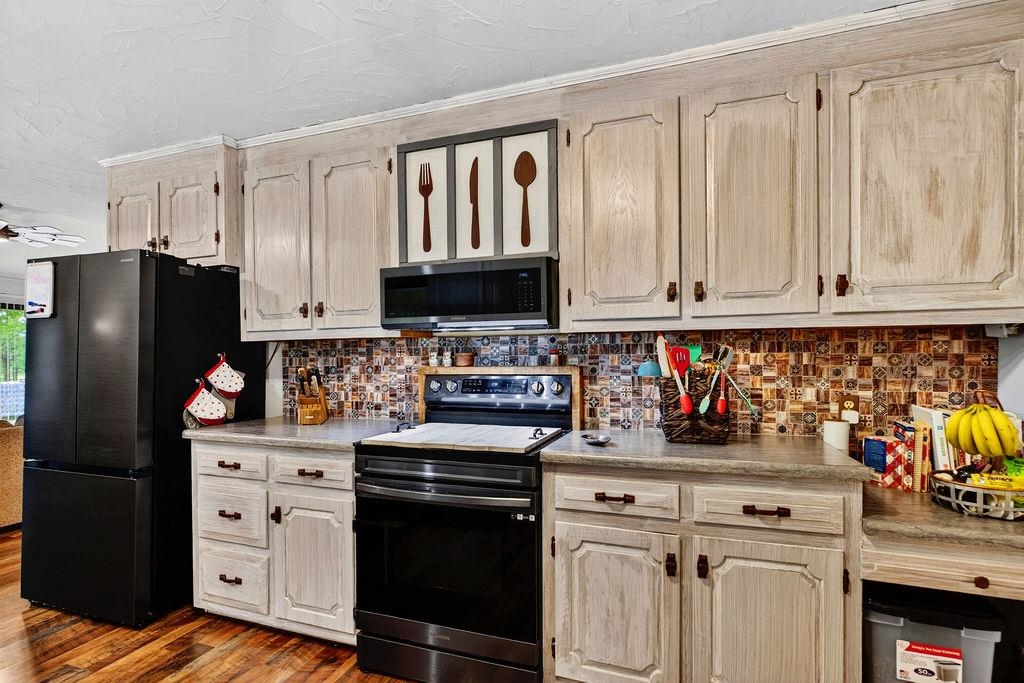 1401 LADD RD, WAYNESBORO, Virginia 22980, 3 Bedrooms Bedrooms, ,2 BathroomsBathrooms,Residential,1401 LADD RD,676222 MLS # 676222