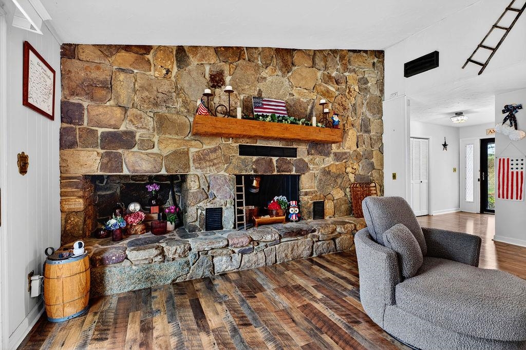 1401 LADD RD, WAYNESBORO, Virginia 22980, 3 Bedrooms Bedrooms, ,2 BathroomsBathrooms,Residential,1401 LADD RD,676222 MLS # 676222