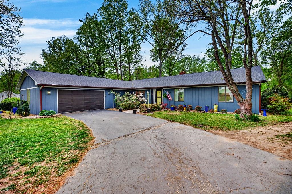 1401 LADD RD, WAYNESBORO, Virginia 22980, 3 Bedrooms Bedrooms, ,2 BathroomsBathrooms,Residential,1401 LADD RD,676222 MLS # 676222