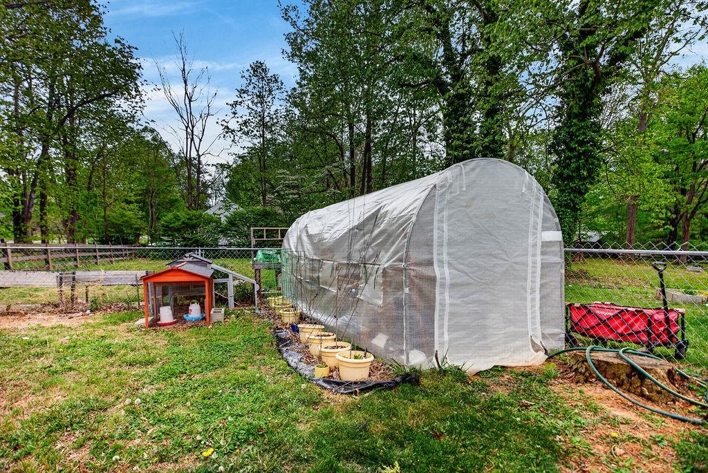 1401 LADD RD, WAYNESBORO, Virginia 22980, 3 Bedrooms Bedrooms, ,2 BathroomsBathrooms,Residential,1401 LADD RD,676222 MLS # 676222