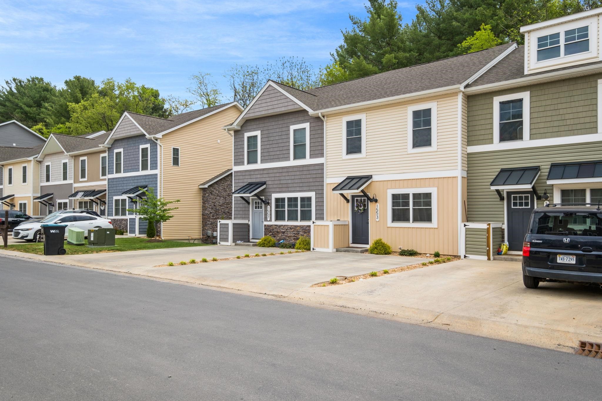 1553 PALOMINO TRL, ROCKINGHAM, Virginia 22801, 4 Bedrooms Bedrooms, ,3 BathroomsBathrooms,Residential,1553 PALOMINO TRL,676223 MLS # 676223