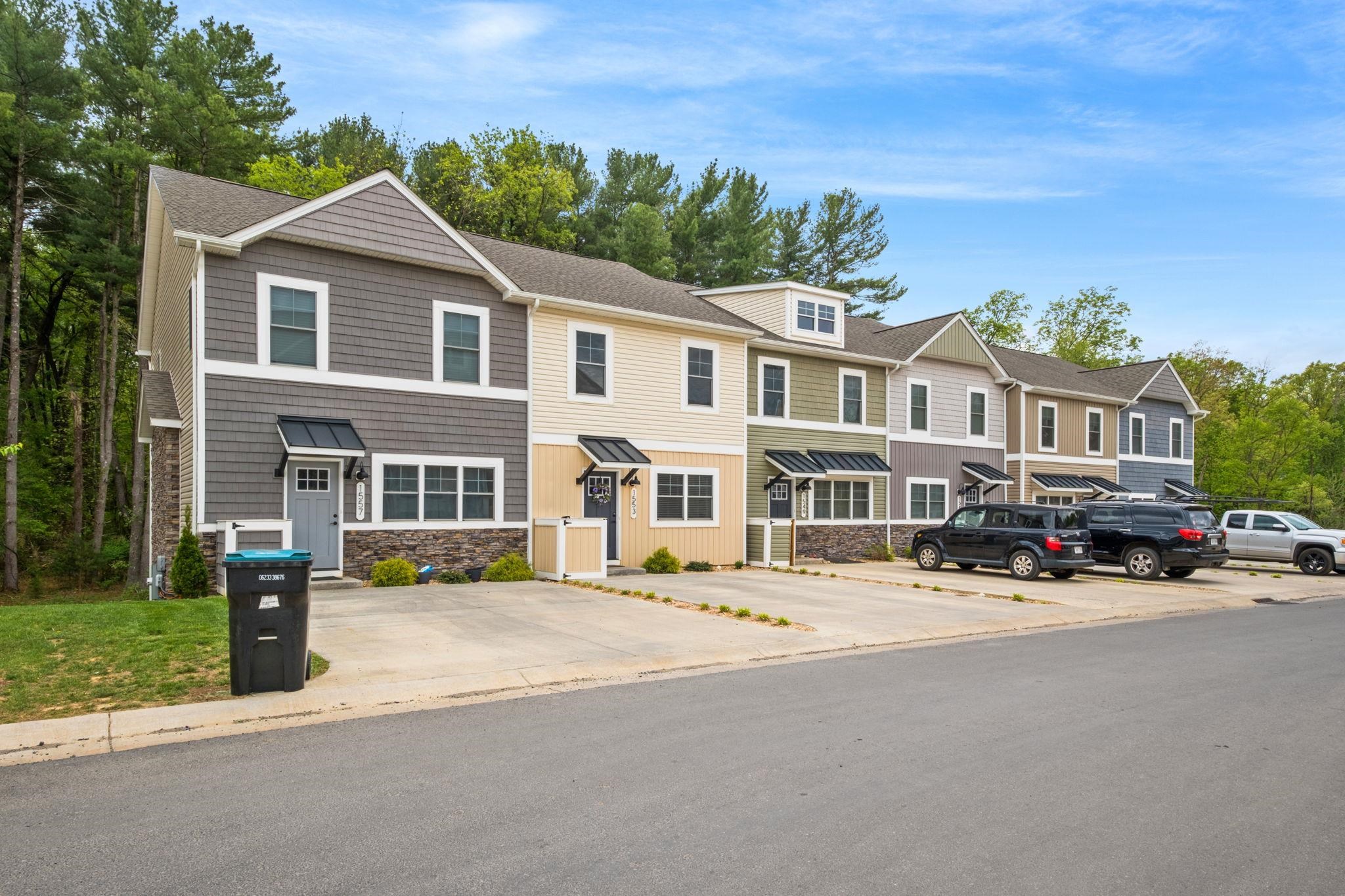 1553 PALOMINO TRL, ROCKINGHAM, Virginia 22801, 4 Bedrooms Bedrooms, ,3 BathroomsBathrooms,Residential,1553 PALOMINO TRL,676223 MLS # 676223