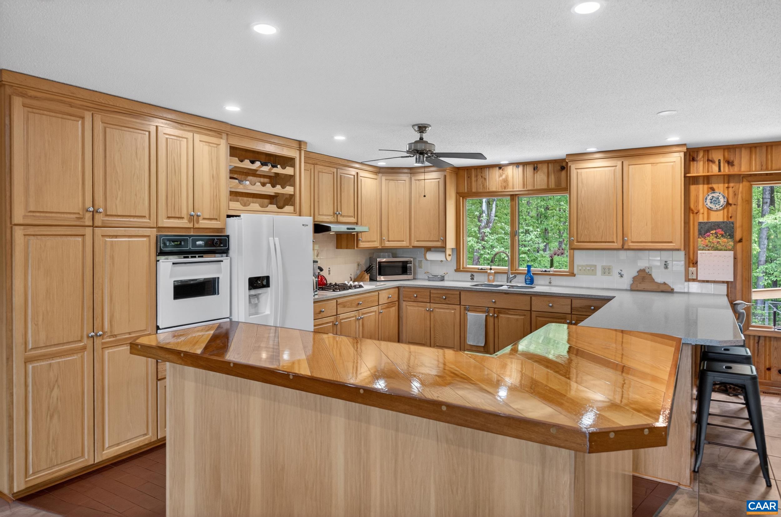 141 CRADON HILL LN, AMHERST, Virginia 24521, 3 Bedrooms Bedrooms, ,3 BathroomsBathrooms,Residential,141 CRADON HILL LN,676224 MLS # 676224