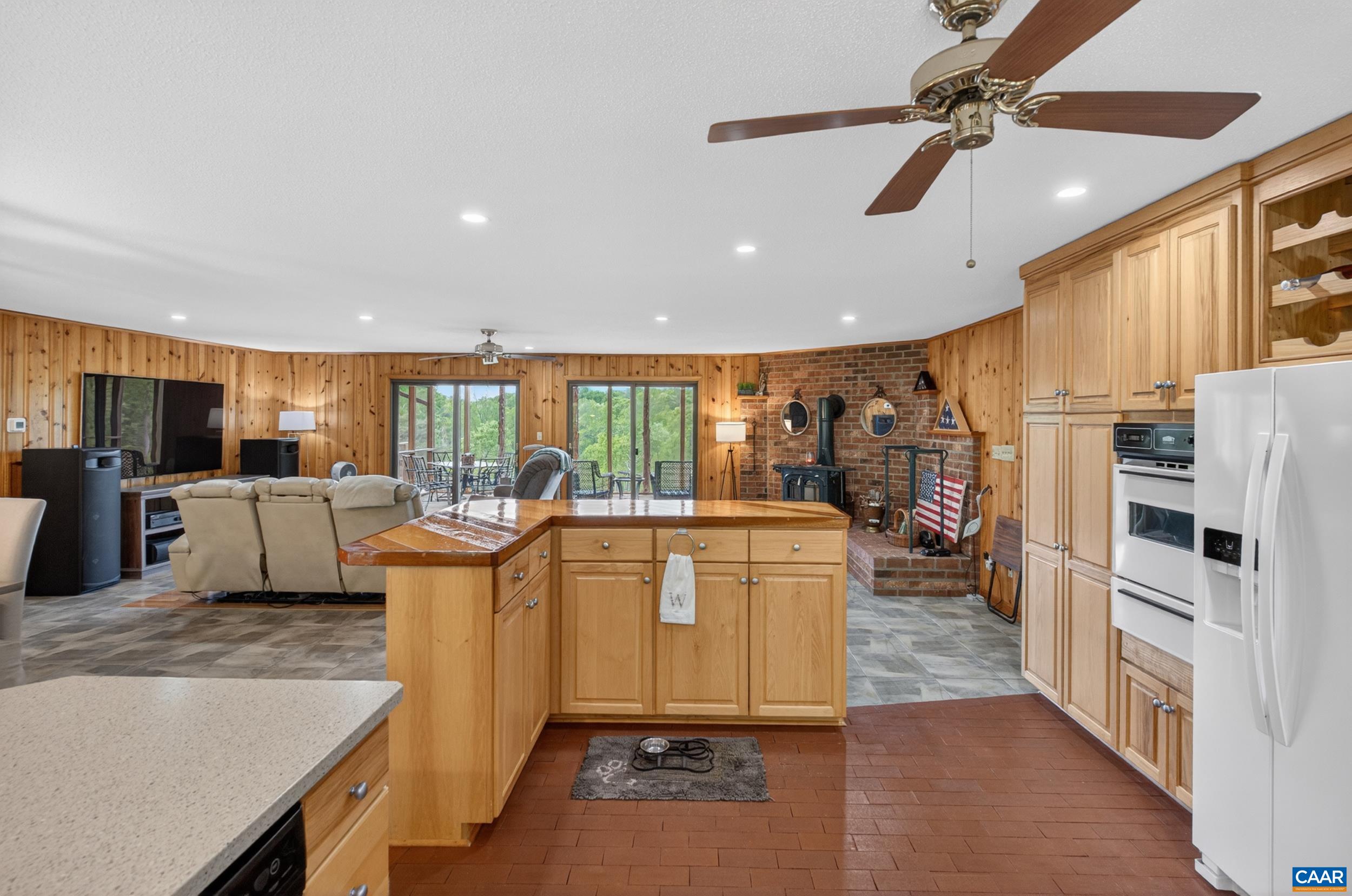 141 CRADON HILL LN, AMHERST, Virginia 24521, 3 Bedrooms Bedrooms, ,3 BathroomsBathrooms,Residential,141 CRADON HILL LN,676224 MLS # 676224