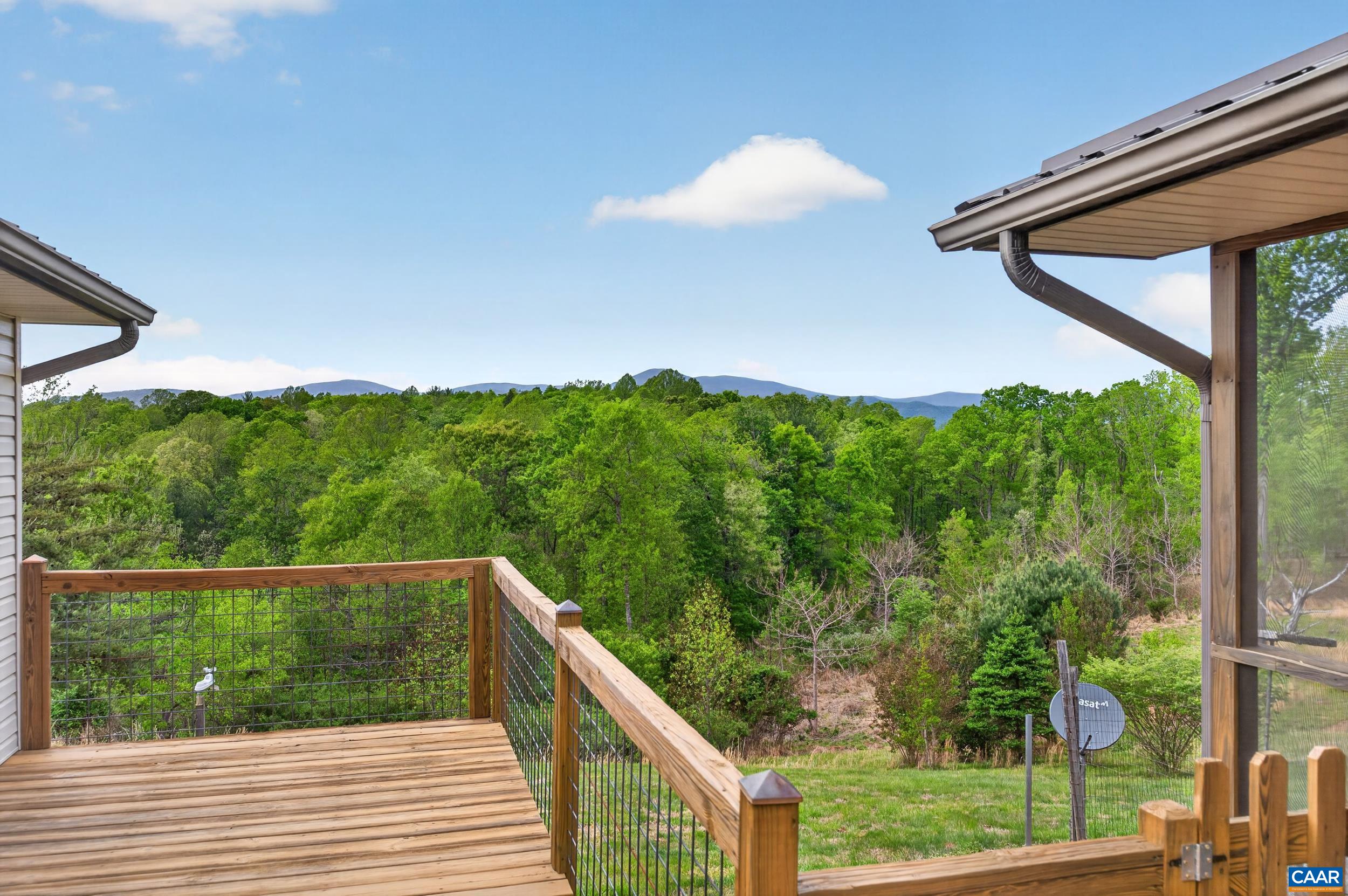 141 CRADON HILL LN, AMHERST, Virginia 24521, 3 Bedrooms Bedrooms, ,3 BathroomsBathrooms,Residential,141 CRADON HILL LN,676224 MLS # 676224