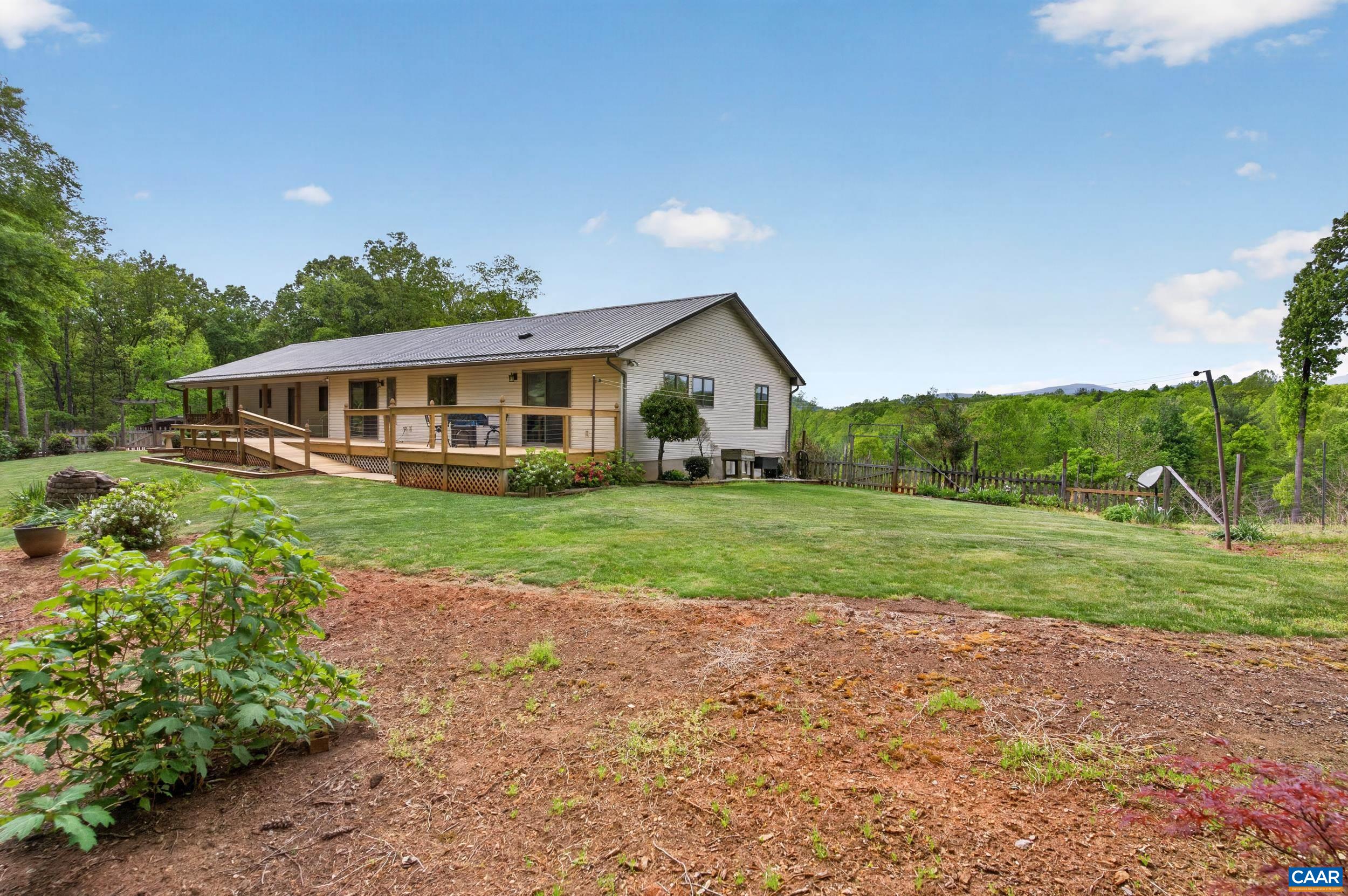 141 CRADON HILL LN, AMHERST, Virginia 24521, 3 Bedrooms Bedrooms, ,3 BathroomsBathrooms,Residential,141 CRADON HILL LN,676224 MLS # 676224