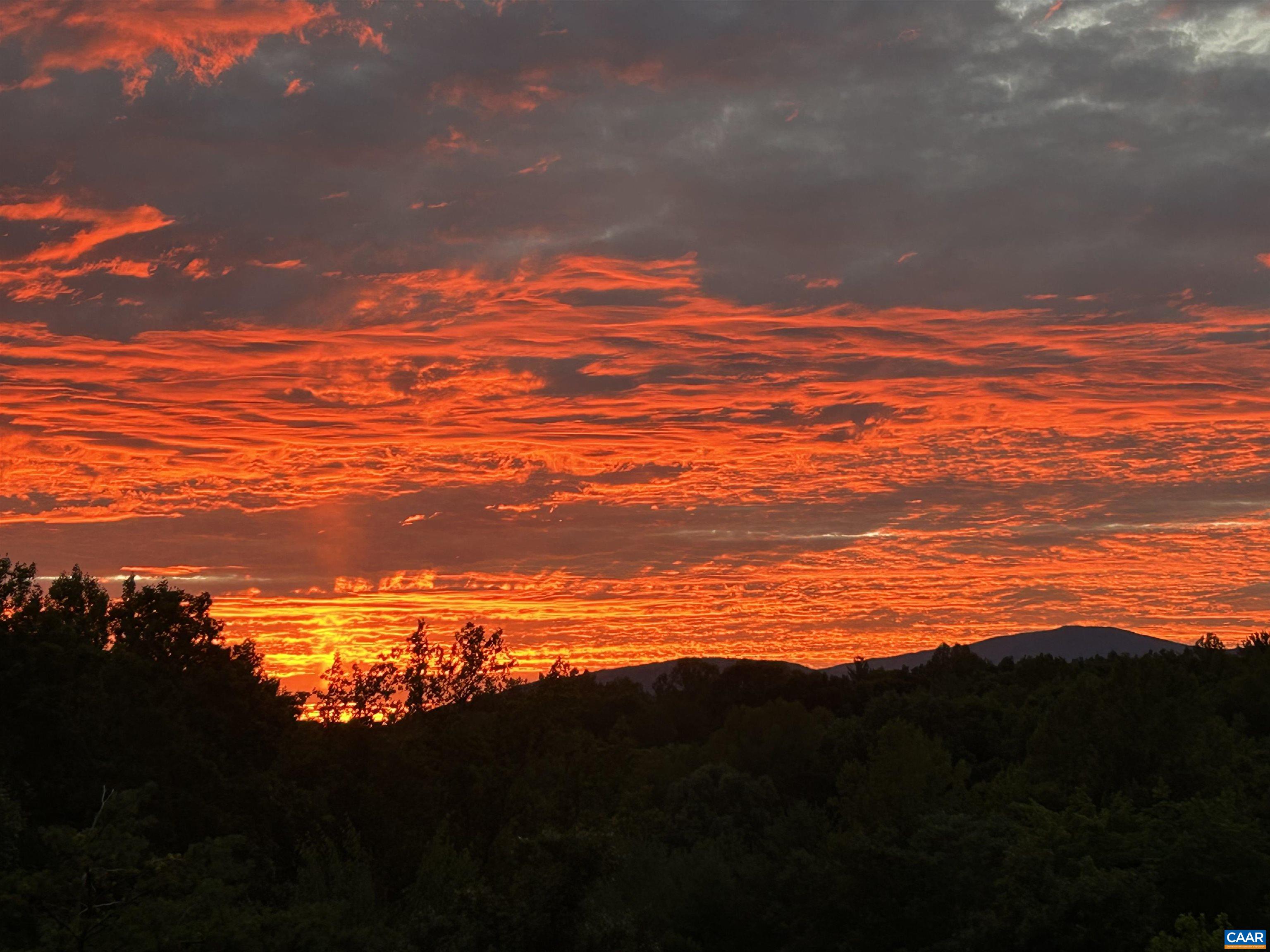 141 CRADON HILL LN, AMHERST, Virginia 24521, 3 Bedrooms Bedrooms, ,3 BathroomsBathrooms,Residential,141 CRADON HILL LN,676224 MLS # 676224