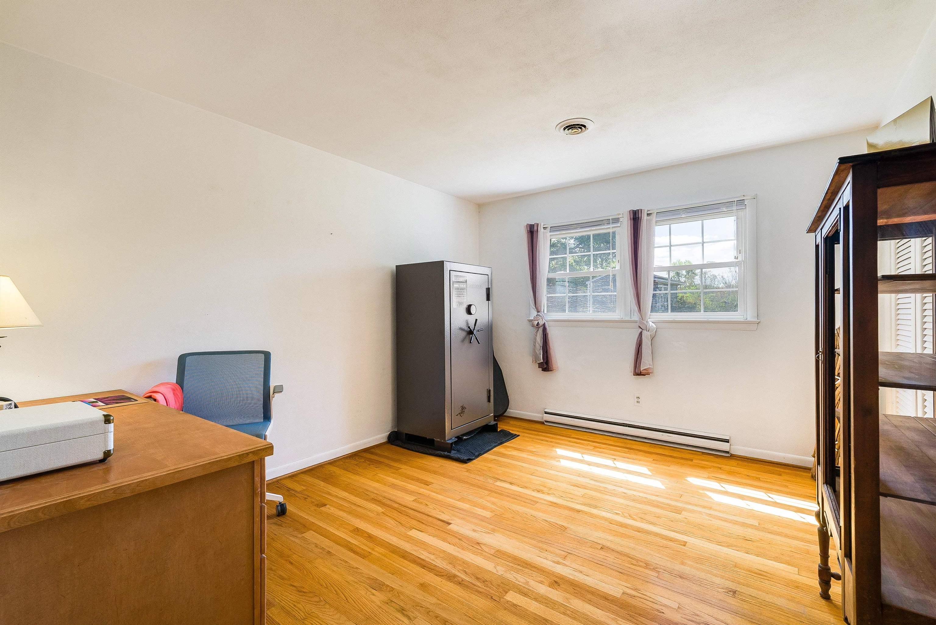 846 KENT RD, WAYNESBORO, Virginia 22980, 3 Bedrooms Bedrooms, ,2 BathroomsBathrooms,Residential,846 KENT RD,676226 MLS # 676226