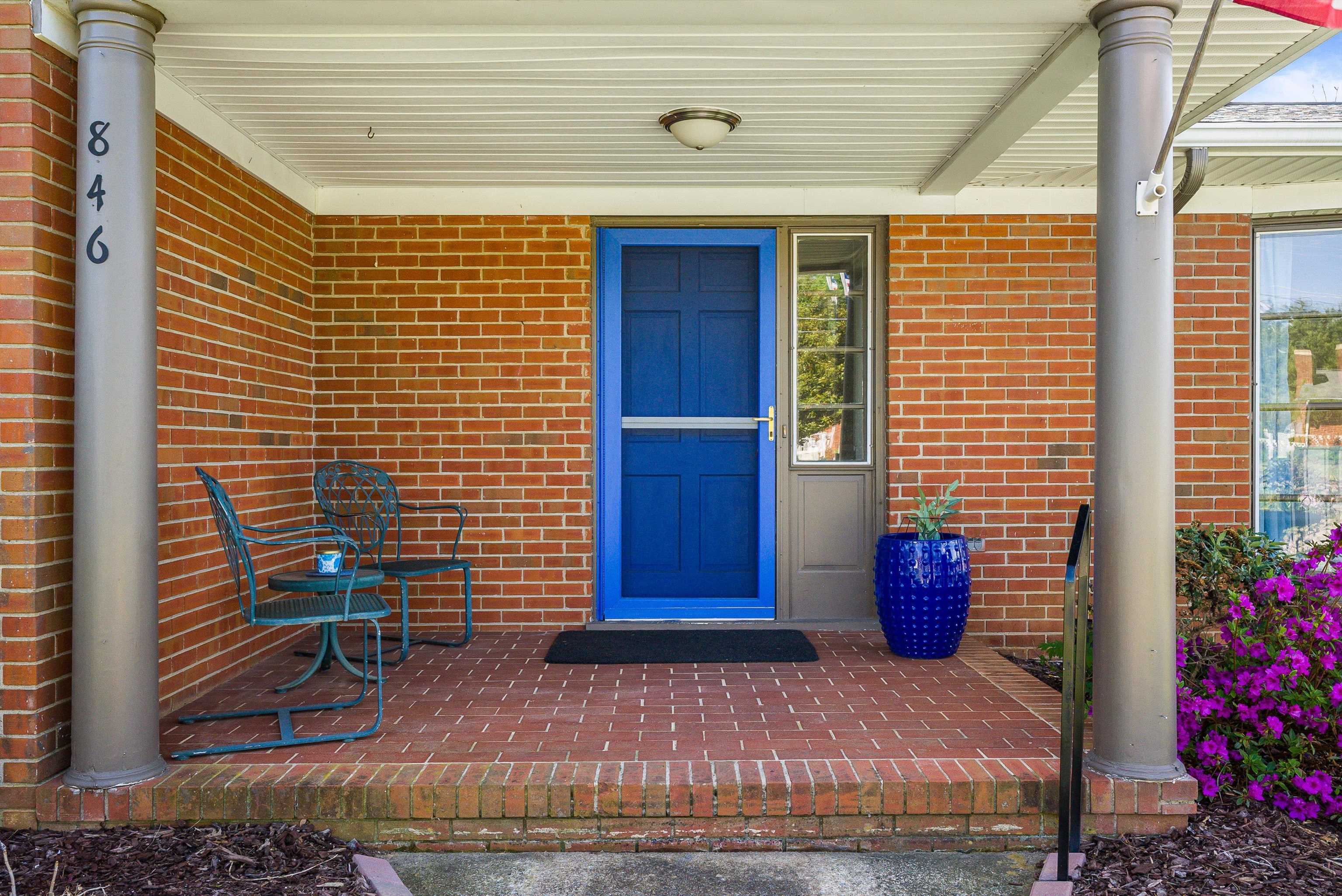 846 KENT RD, WAYNESBORO, Virginia 22980, 3 Bedrooms Bedrooms, ,2 BathroomsBathrooms,Residential,846 KENT RD,676226 MLS # 676226