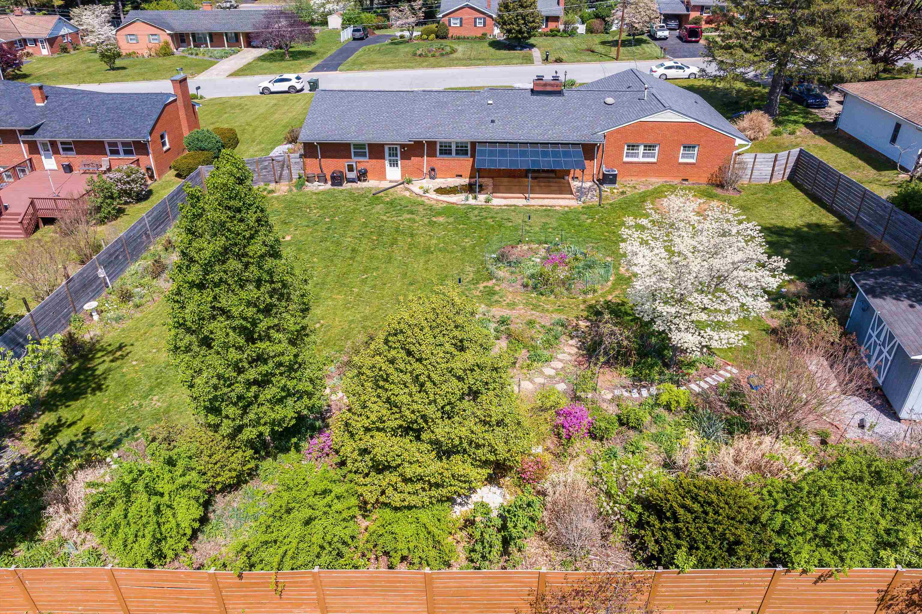 846 KENT RD, WAYNESBORO, Virginia 22980, 3 Bedrooms Bedrooms, ,2 BathroomsBathrooms,Residential,846 KENT RD,676226 MLS # 676226