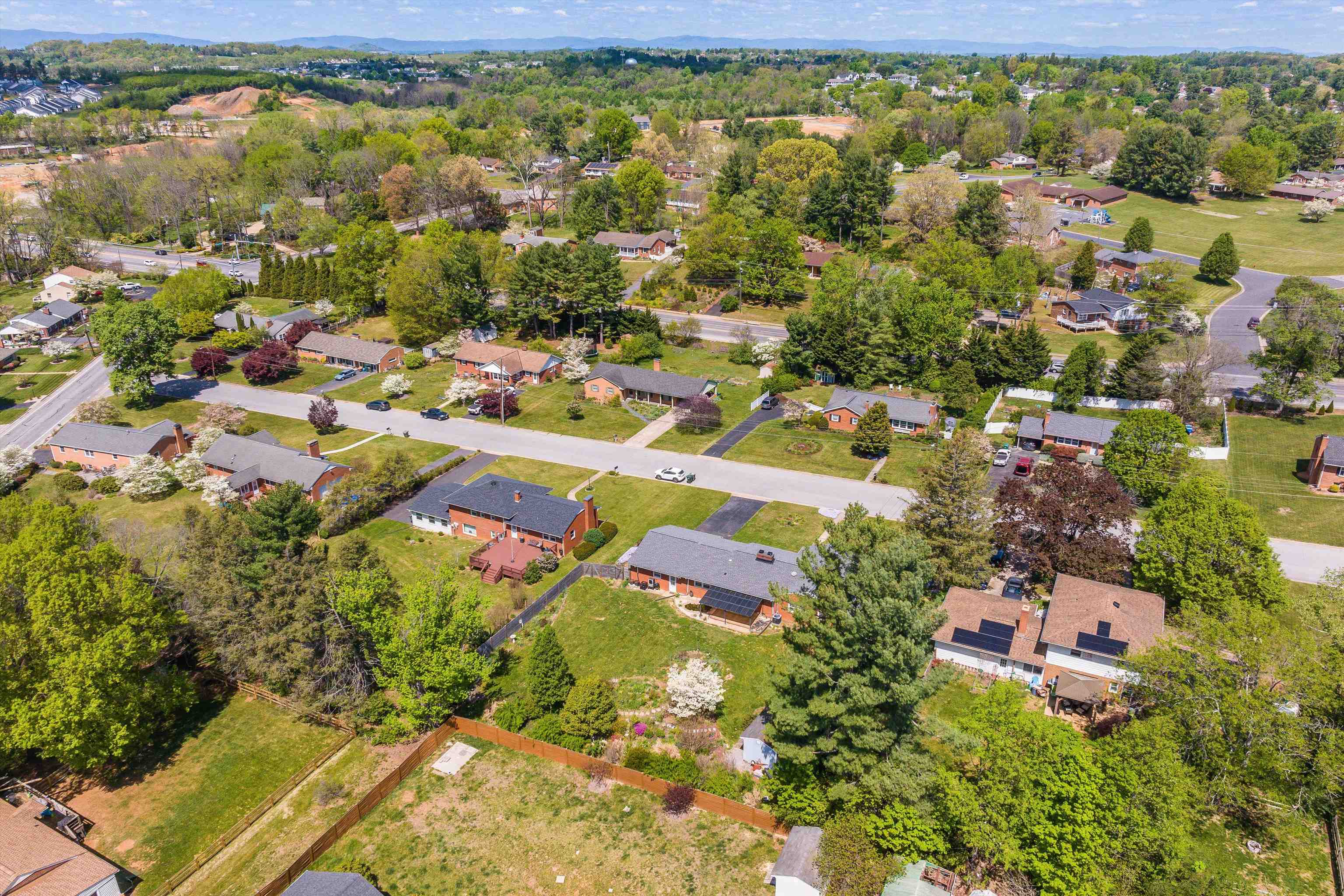 846 KENT RD, WAYNESBORO, Virginia 22980, 3 Bedrooms Bedrooms, ,2 BathroomsBathrooms,Residential,846 KENT RD,676226 MLS # 676226