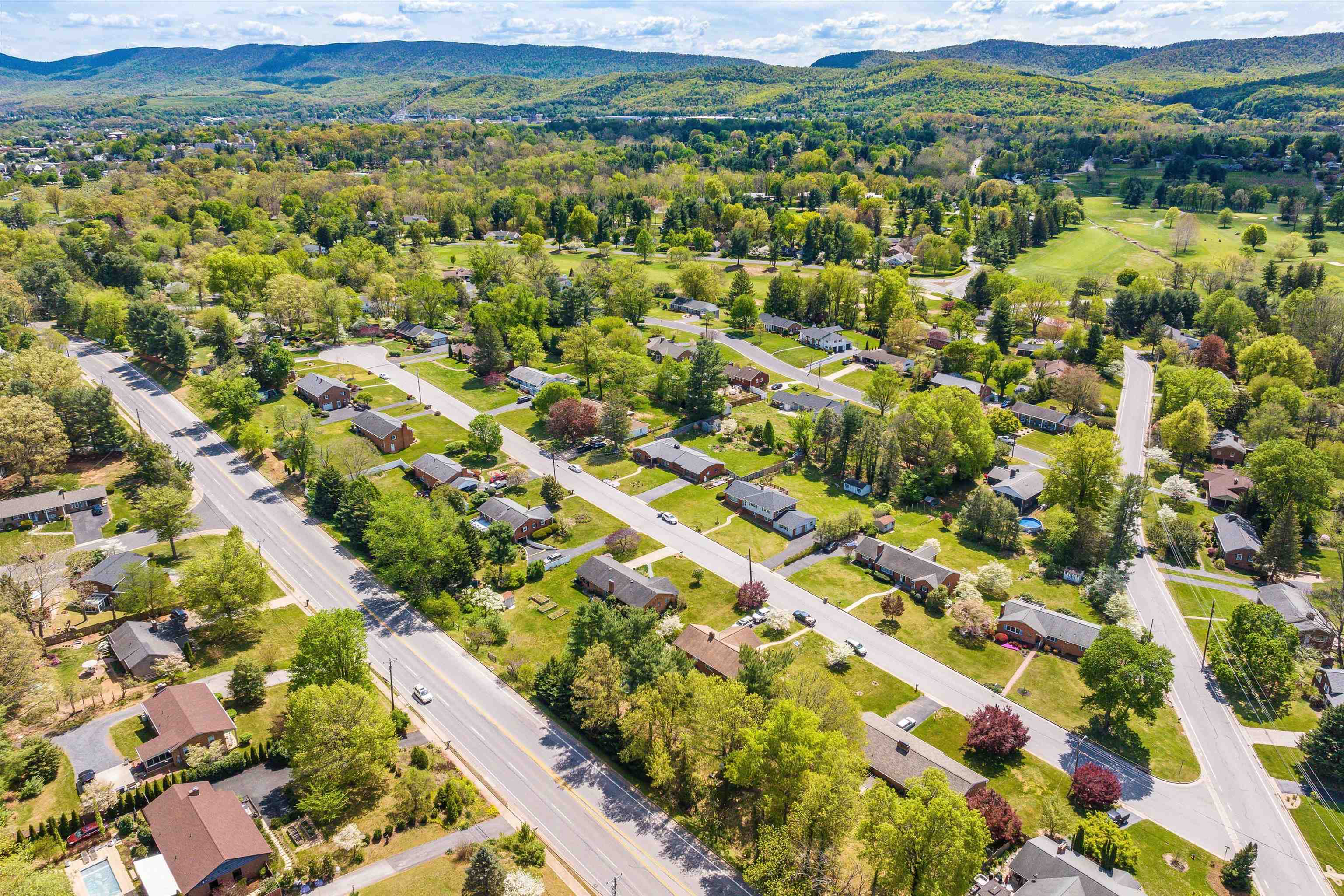 846 KENT RD, WAYNESBORO, Virginia 22980, 3 Bedrooms Bedrooms, ,2 BathroomsBathrooms,Residential,846 KENT RD,676226 MLS # 676226