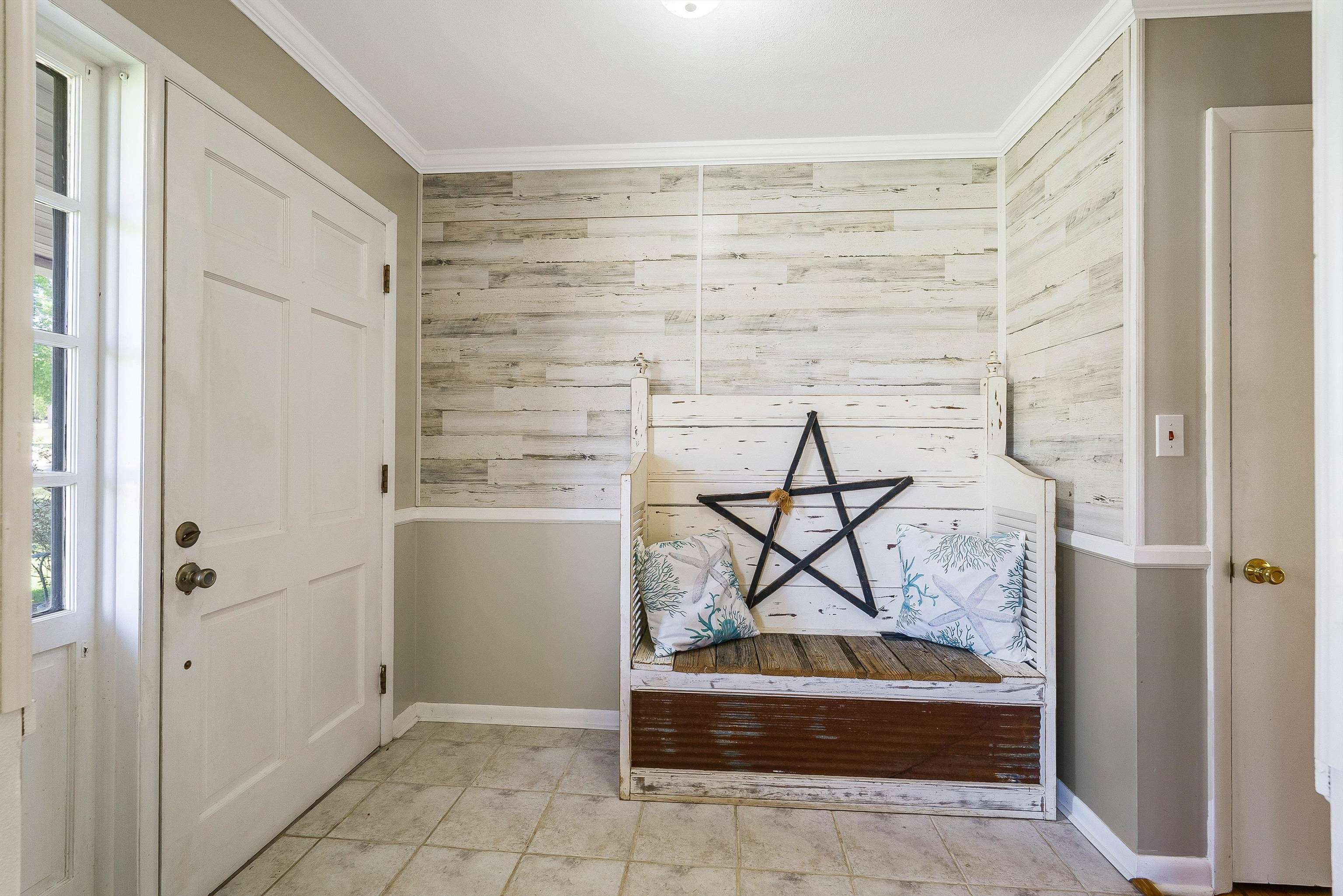 846 KENT RD, WAYNESBORO, Virginia 22980, 3 Bedrooms Bedrooms, ,2 BathroomsBathrooms,Residential,846 KENT RD,676226 MLS # 676226