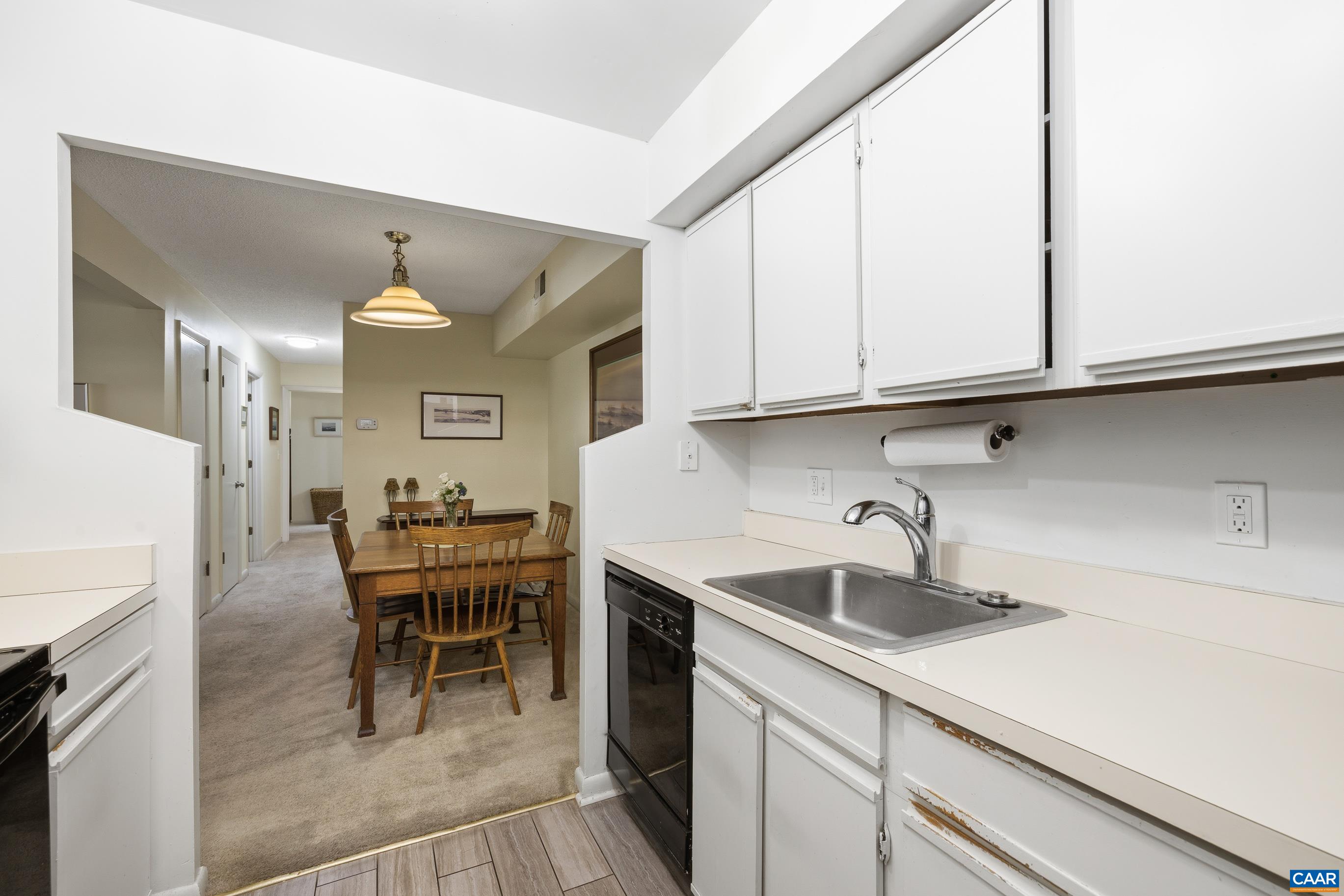 103 TURTLE CREEK RD, CHARLOTTESVILLE, Virginia 22901, 2 Bedrooms Bedrooms, ,2 BathroomsBathrooms,Residential,103 TURTLE CREEK RD,676227 MLS # 676227