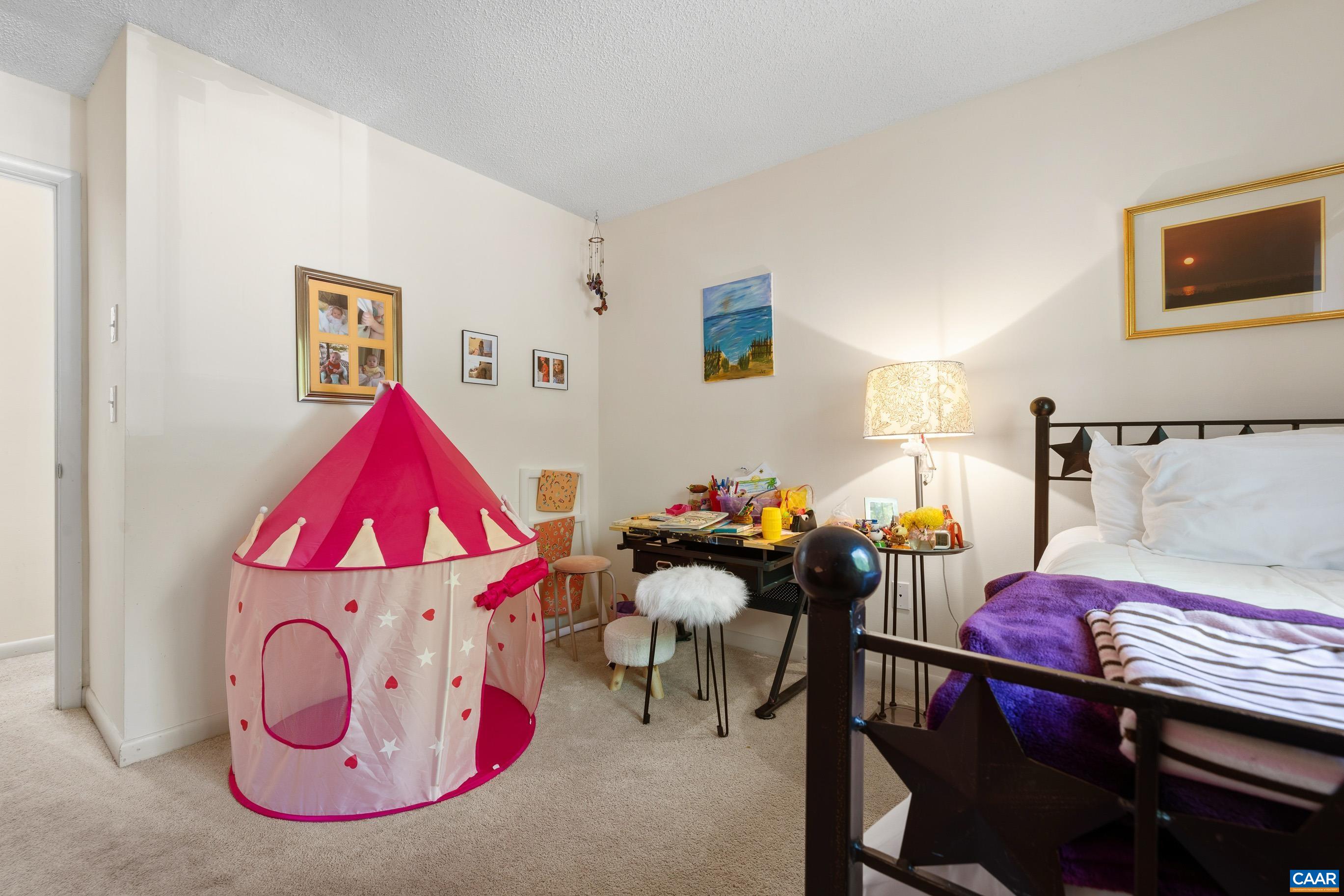 103 TURTLE CREEK RD, CHARLOTTESVILLE, Virginia 22901, 2 Bedrooms Bedrooms, ,2 BathroomsBathrooms,Residential,103 TURTLE CREEK RD,676227 MLS # 676227