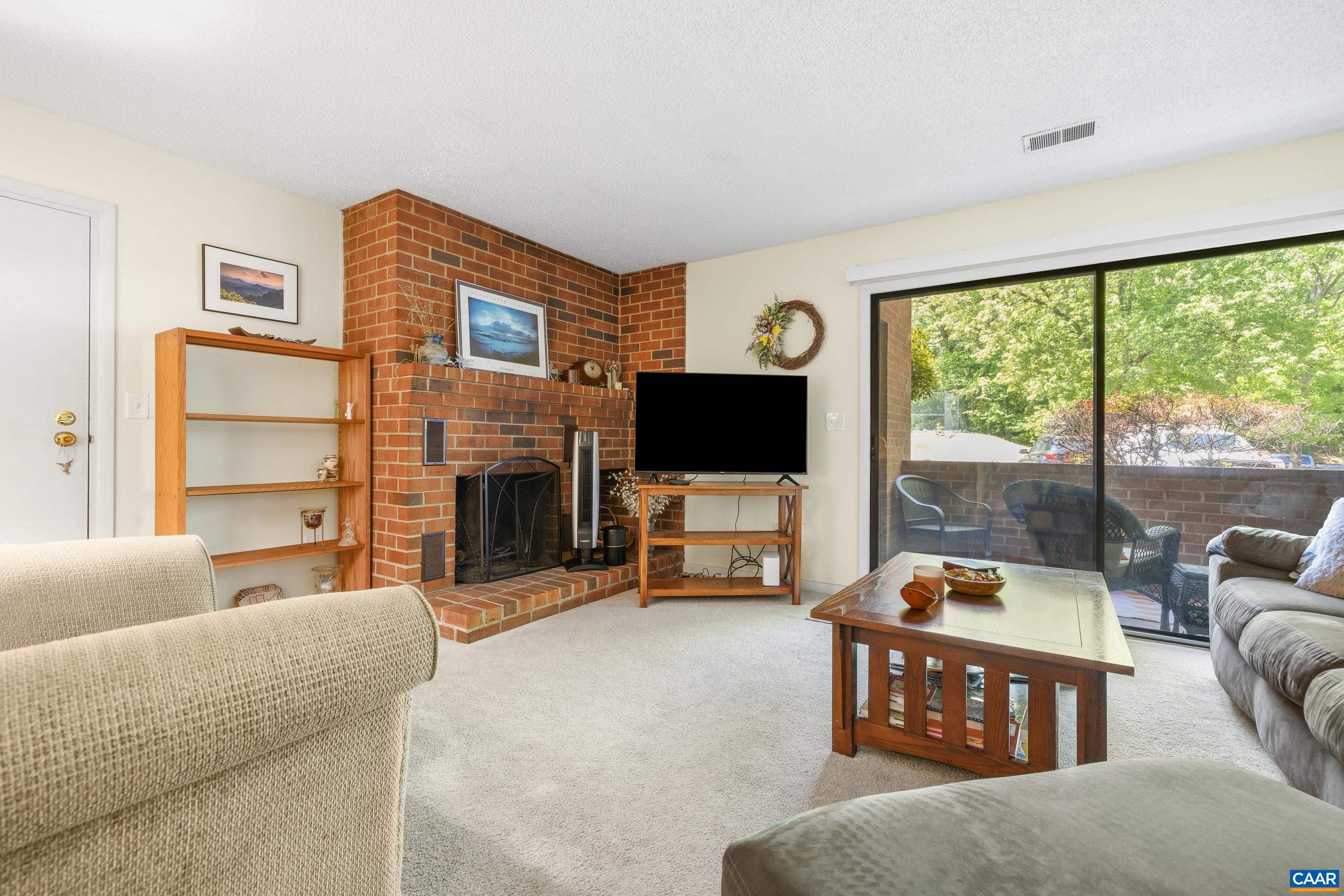 103 TURTLE CREEK RD, CHARLOTTESVILLE, Virginia 22901, 2 Bedrooms Bedrooms, ,2 BathroomsBathrooms,Residential,103 TURTLE CREEK RD,676227 MLS # 676227