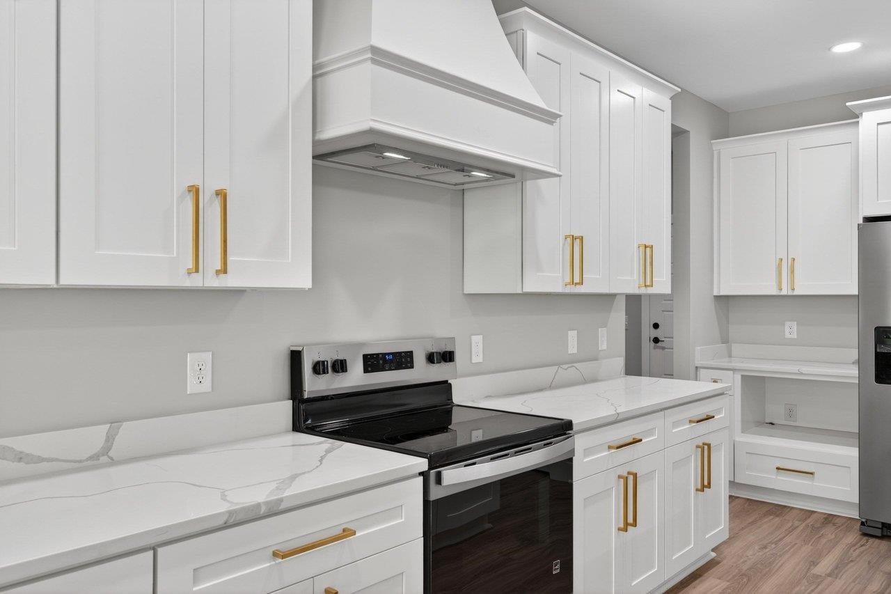 10310 DALMATIAN DR, MCGAHEYSVILLE, Virginia 22840, 4 Bedrooms Bedrooms, ,2 BathroomsBathrooms,Residential,10310 DALMATIAN DR,676230 MLS # 676230