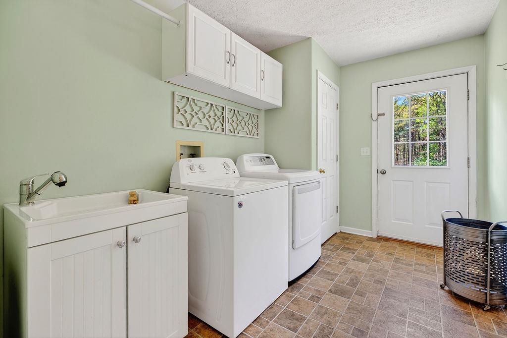 576 VINEGAR HILL RD, CHURCHVILLE, Virginia 24421, 3 Bedrooms Bedrooms, ,2 BathroomsBathrooms,Residential,576 VINEGAR HILL RD,676234 MLS # 676234