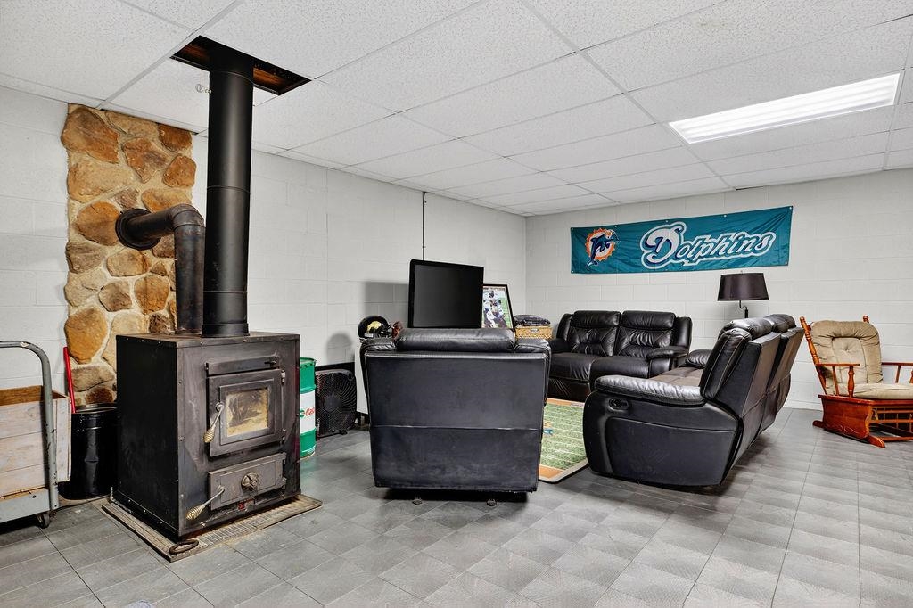 576 VINEGAR HILL RD, CHURCHVILLE, Virginia 24421, 3 Bedrooms Bedrooms, ,2 BathroomsBathrooms,Residential,576 VINEGAR HILL RD,676234 MLS # 676234