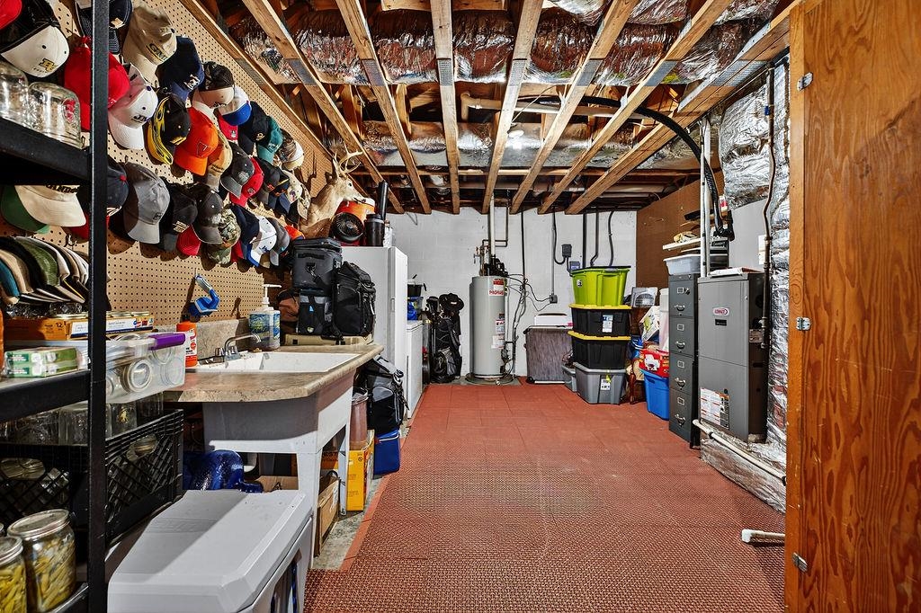 576 VINEGAR HILL RD, CHURCHVILLE, Virginia 24421, 3 Bedrooms Bedrooms, ,2 BathroomsBathrooms,Residential,576 VINEGAR HILL RD,676234 MLS # 676234