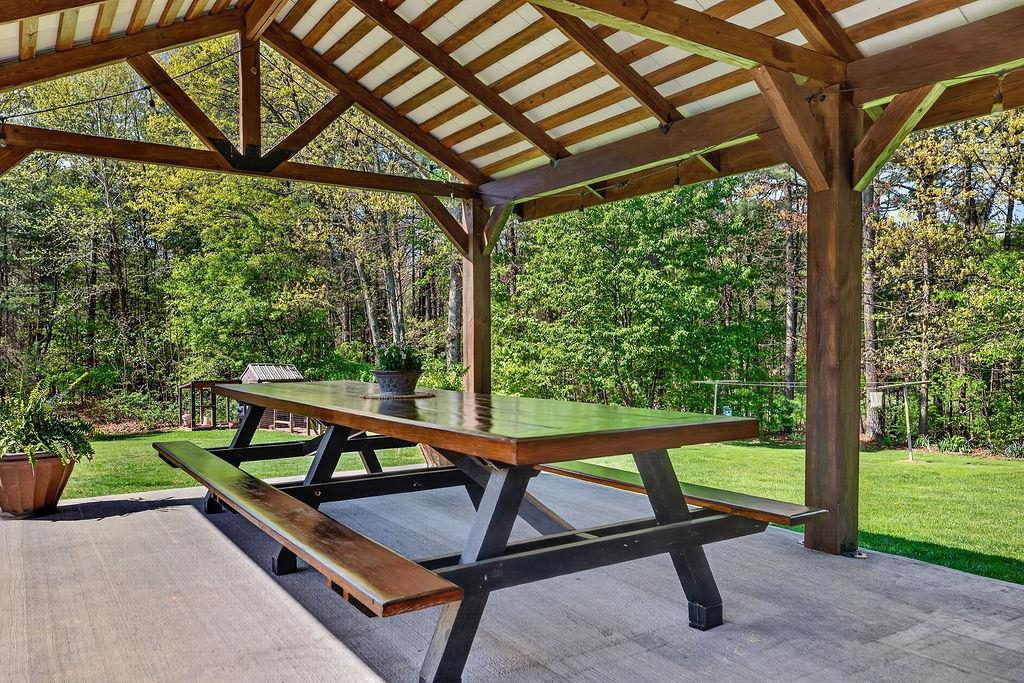 576 VINEGAR HILL RD, CHURCHVILLE, Virginia 24421, 3 Bedrooms Bedrooms, ,2 BathroomsBathrooms,Residential,576 VINEGAR HILL RD,676234 MLS # 676234