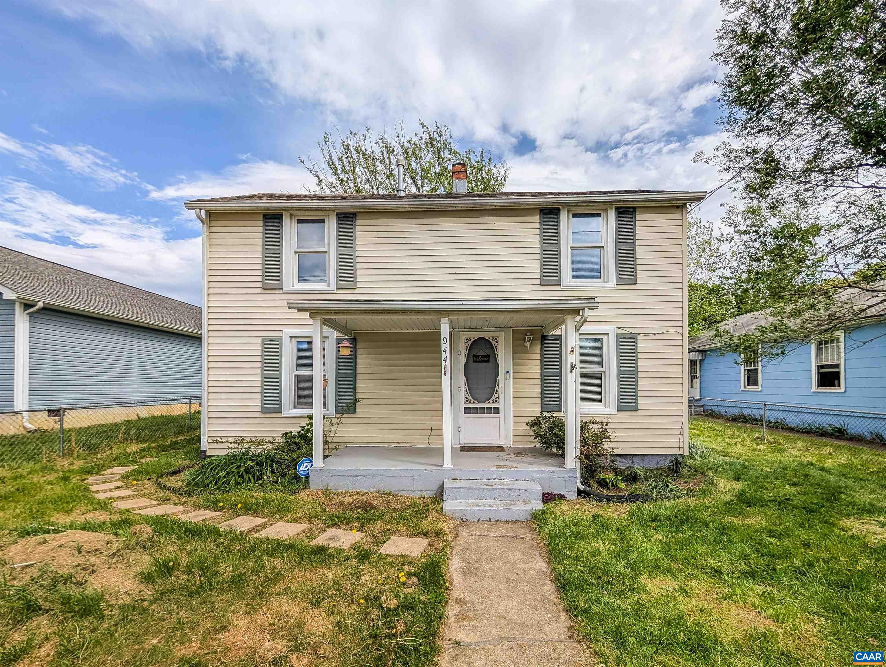 944 N FOREST AVE, WAYNESBORO, Virginia 22980, 3 Bedrooms Bedrooms, ,1 BathroomBathrooms,Residential,944 N FOREST AVE,676238 MLS # 676238