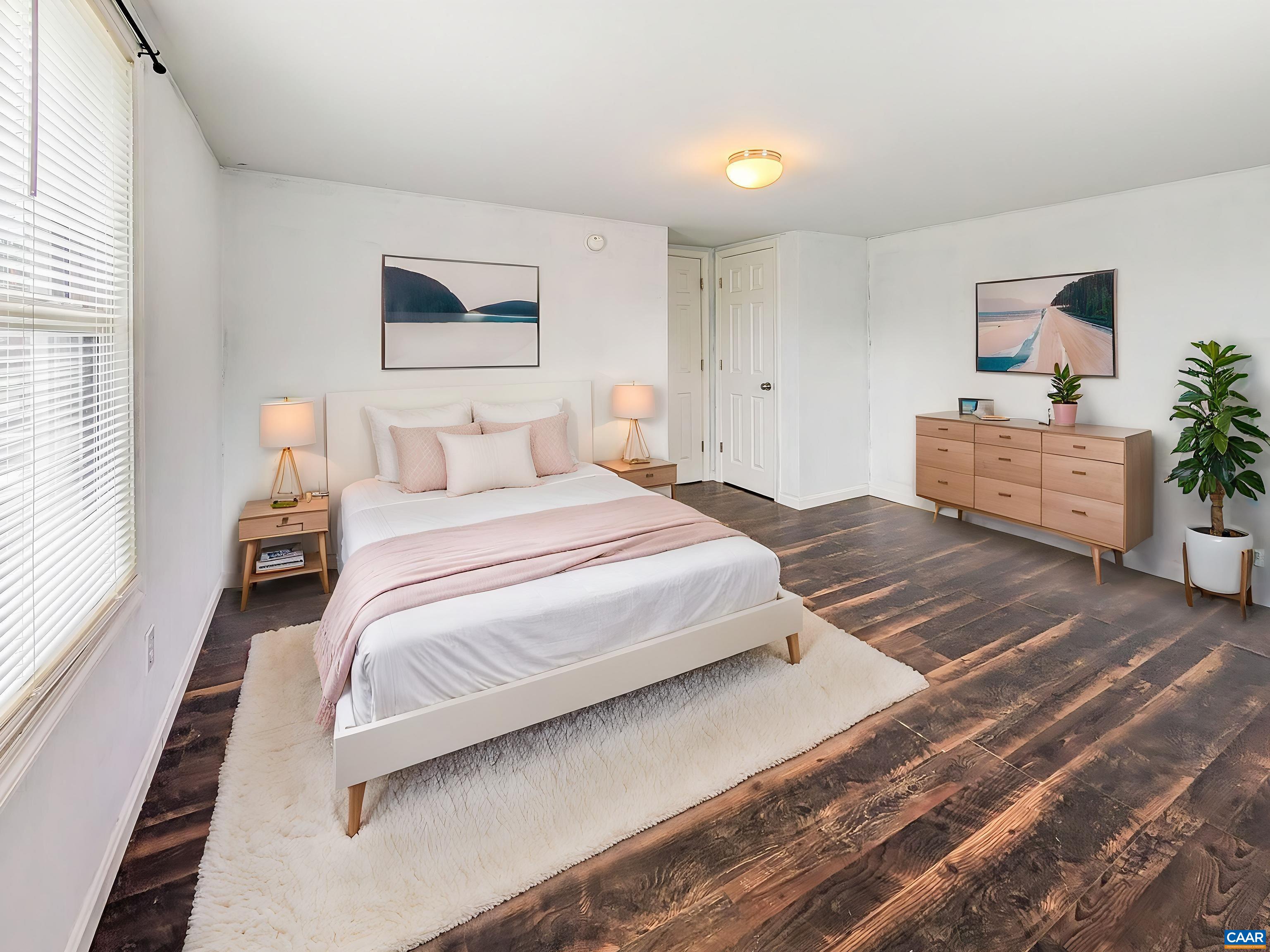 944 N FOREST AVE, WAYNESBORO, Virginia 22980, 3 Bedrooms Bedrooms, ,1 BathroomBathrooms,Residential,944 N FOREST AVE,676238 MLS # 676238