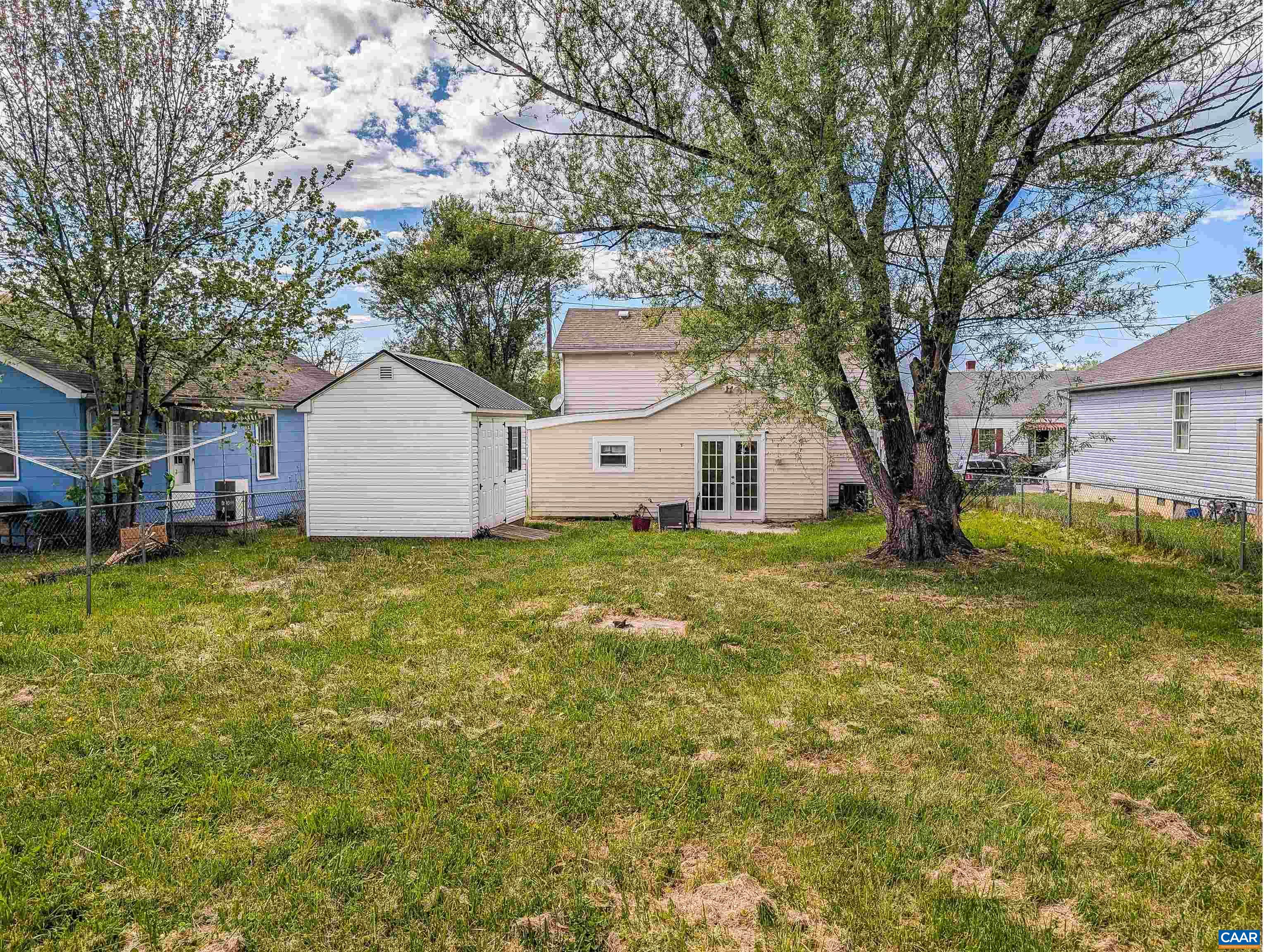 944 N FOREST AVE, WAYNESBORO, Virginia 22980, 3 Bedrooms Bedrooms, ,1 BathroomBathrooms,Residential,944 N FOREST AVE,676238 MLS # 676238