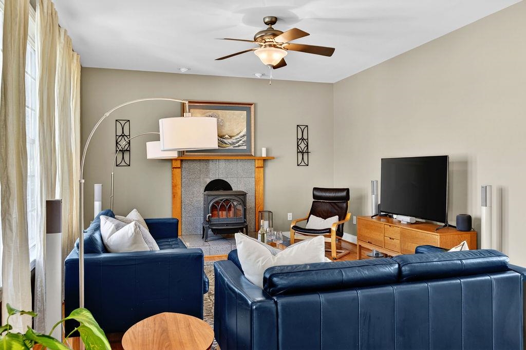 159 WINDSOR DR, FISHERSVILLE, Virginia 22939, 4 Bedrooms Bedrooms, ,2 BathroomsBathrooms,Residential,159 WINDSOR DR,676239 MLS # 676239