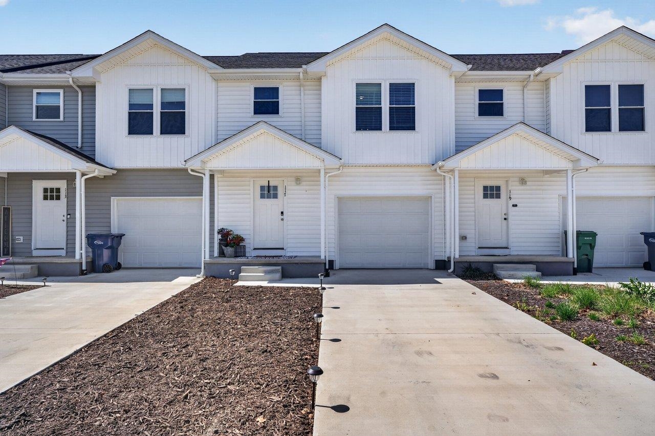 117 21ST ST, GROTTOES, Virginia 24441, 3 Bedrooms Bedrooms, ,2 BathroomsBathrooms,Residential,117 21ST ST,676240 MLS # 676240