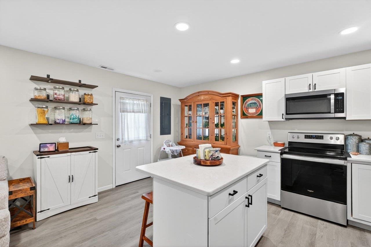 117 21ST ST, GROTTOES, Virginia 24441, 3 Bedrooms Bedrooms, ,2 BathroomsBathrooms,Residential,117 21ST ST,676240 MLS # 676240