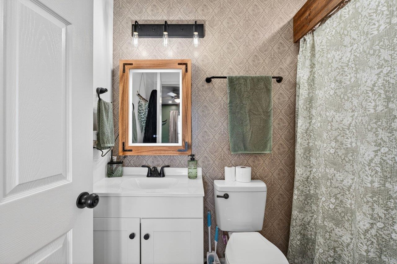 117 21ST ST, GROTTOES, Virginia 24441, 3 Bedrooms Bedrooms, ,2 BathroomsBathrooms,Residential,117 21ST ST,676240 MLS # 676240