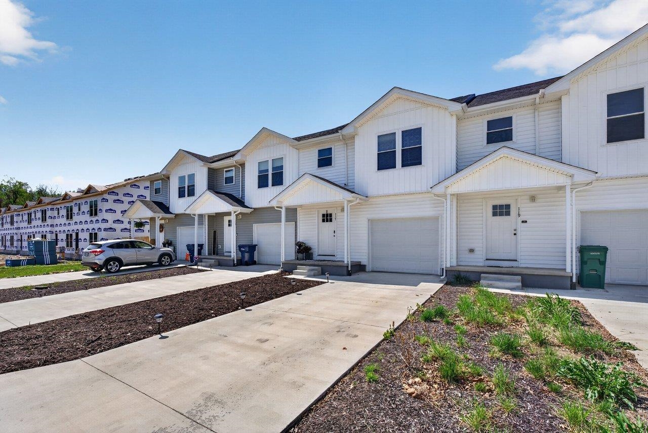 117 21ST ST, GROTTOES, Virginia 24441, 3 Bedrooms Bedrooms, ,2 BathroomsBathrooms,Residential,117 21ST ST,676240 MLS # 676240