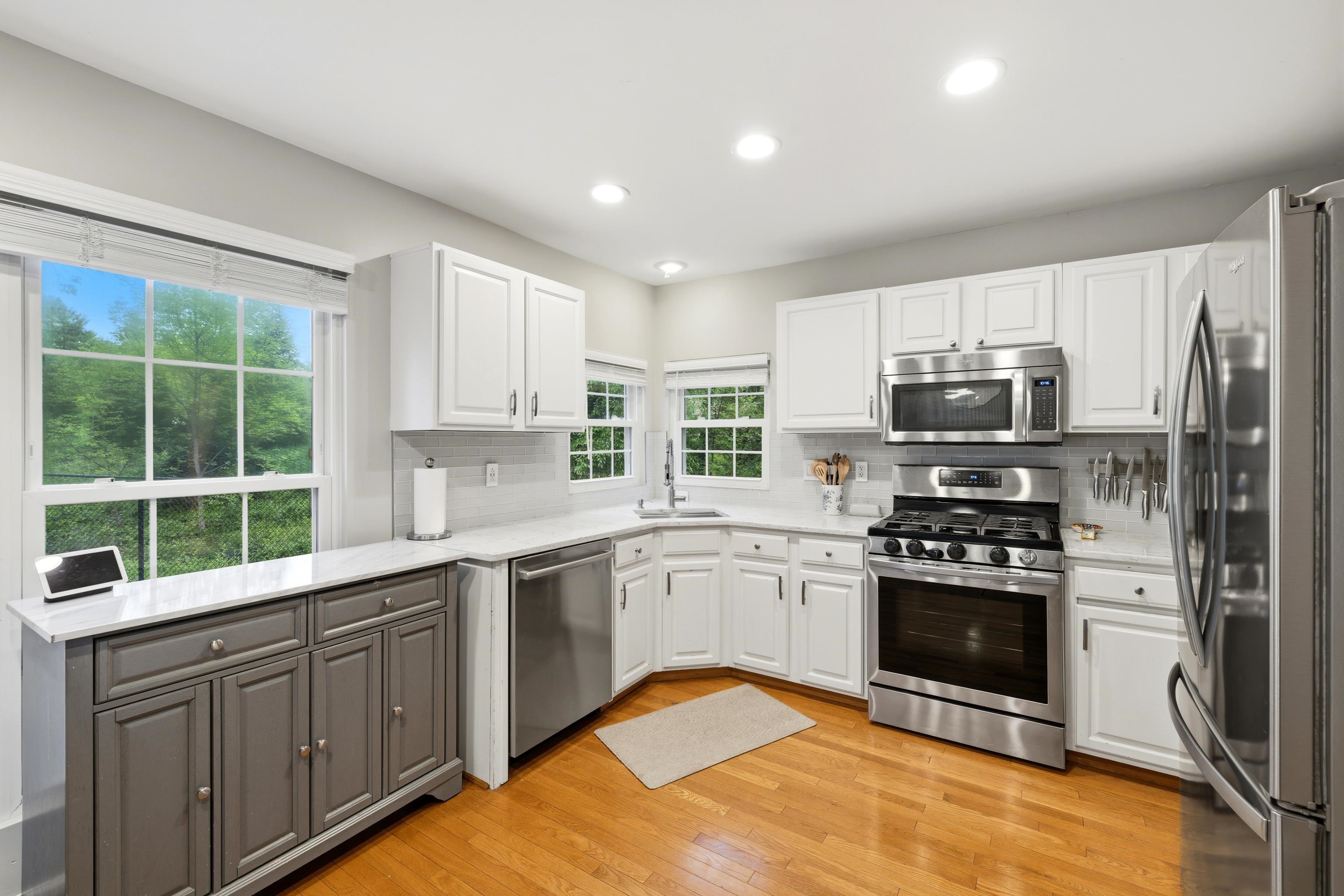 423 FOXRIDGE DR SW, LEESBURG, Virginia 20175, 3 Bedrooms Bedrooms, ,3 BathroomsBathrooms,Residential,423 FOXRIDGE DR SW,676241 MLS # 676241