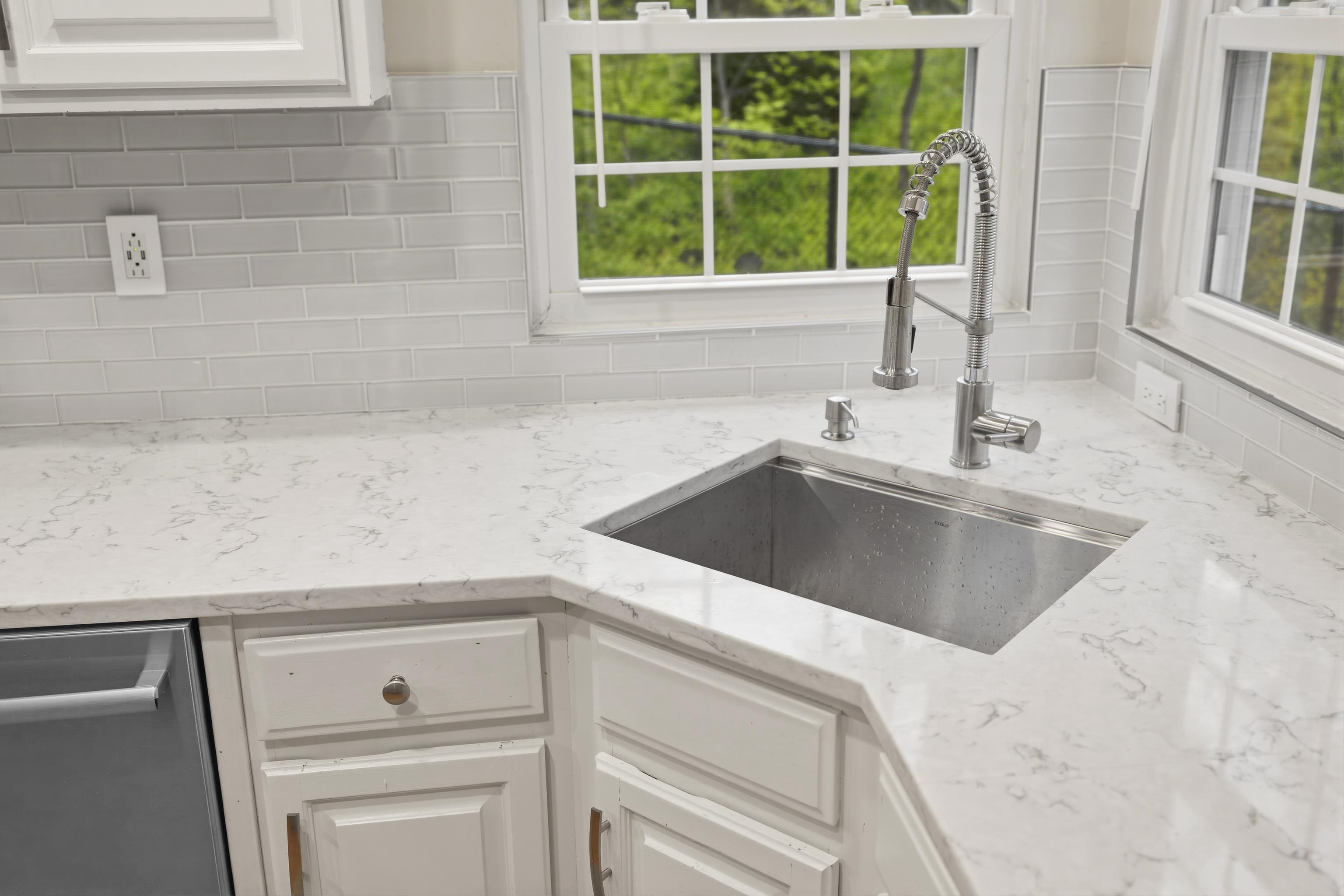 423 FOXRIDGE DR SW, LEESBURG, Virginia 20175, 3 Bedrooms Bedrooms, ,3 BathroomsBathrooms,Residential,423 FOXRIDGE DR SW,676241 MLS # 676241