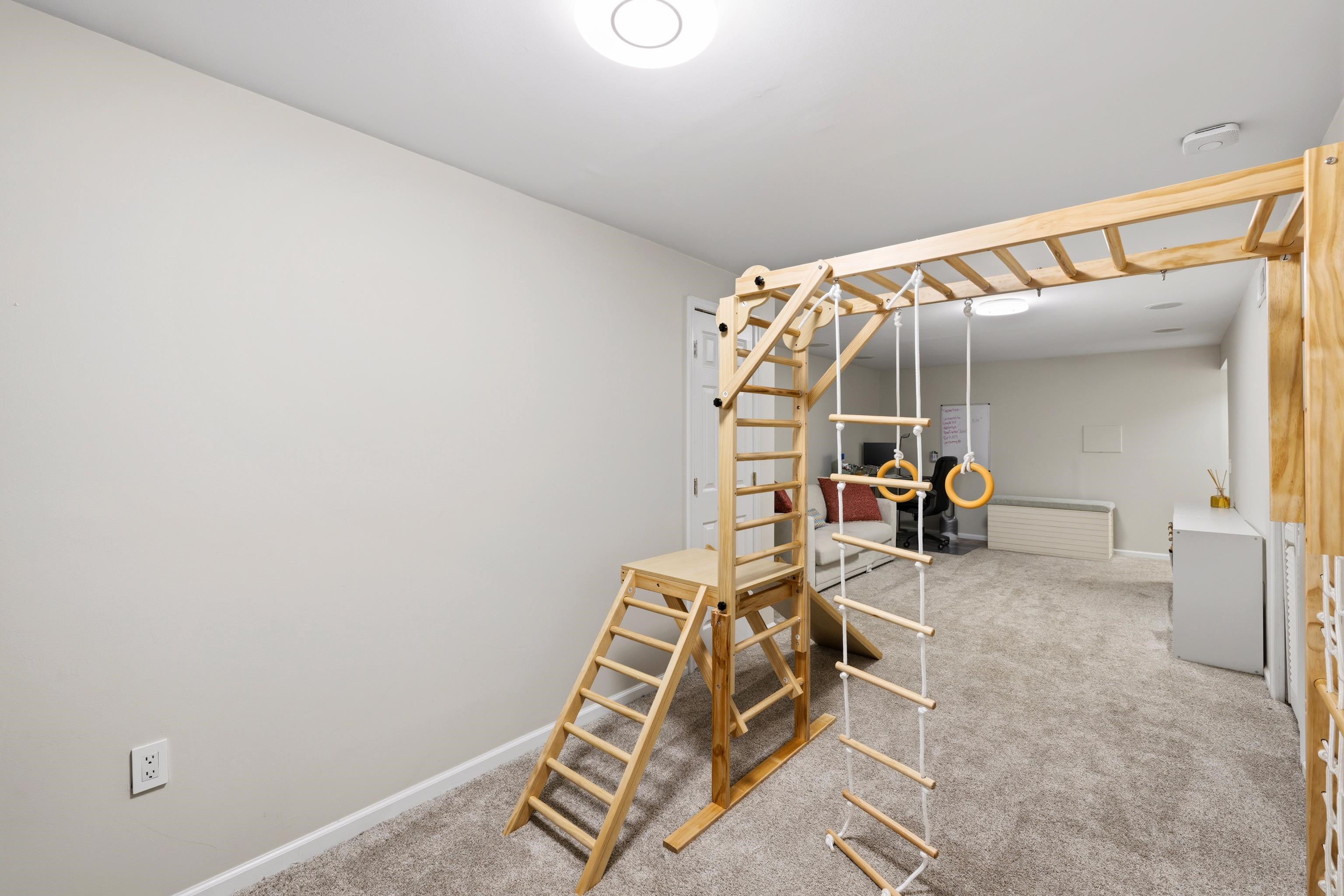 423 FOXRIDGE DR SW, LEESBURG, Virginia 20175, 3 Bedrooms Bedrooms, ,3 BathroomsBathrooms,Residential,423 FOXRIDGE DR SW,676241 MLS # 676241