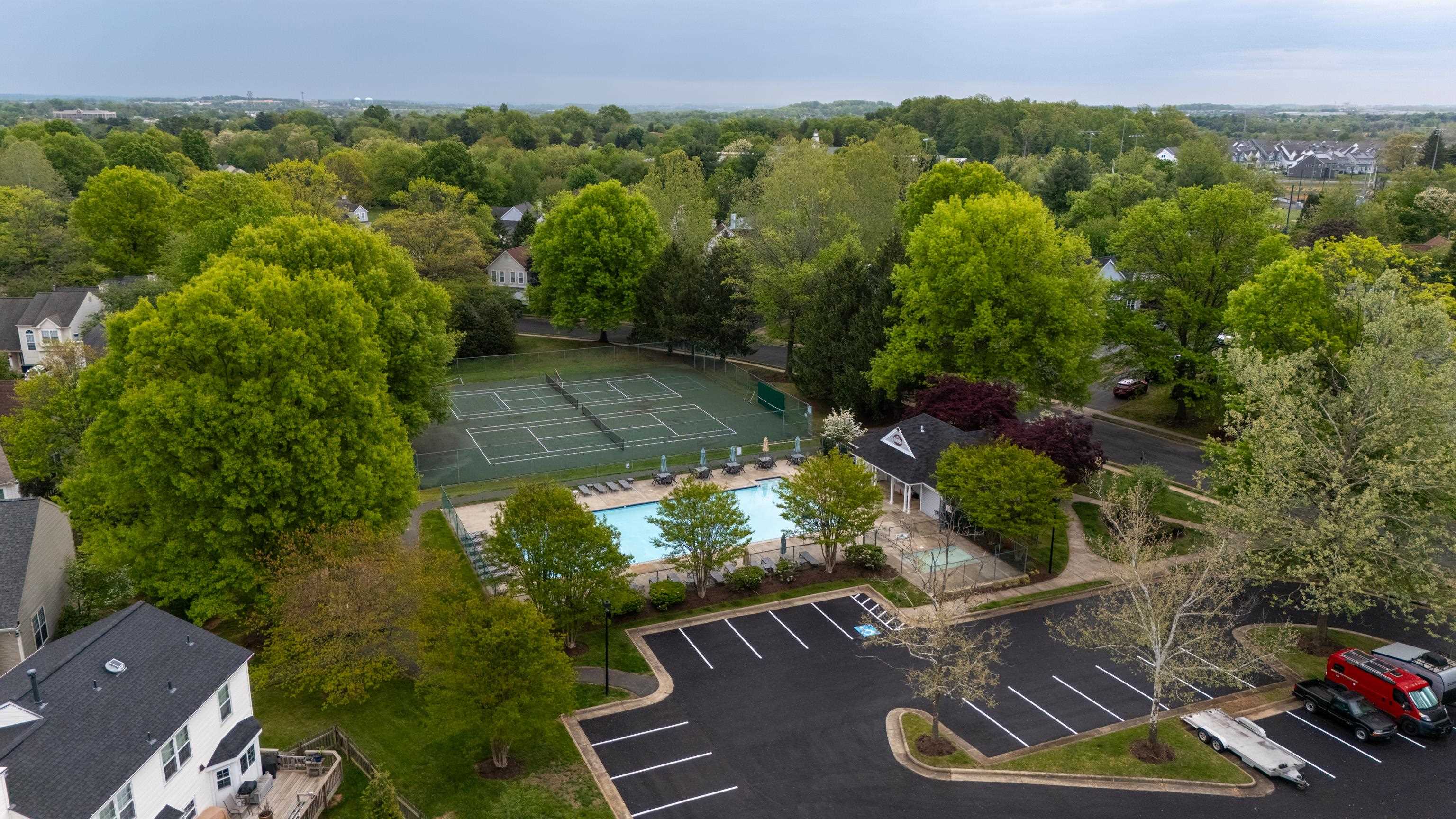 423 FOXRIDGE DR SW, LEESBURG, Virginia 20175, 3 Bedrooms Bedrooms, ,3 BathroomsBathrooms,Residential,423 FOXRIDGE DR SW,676241 MLS # 676241