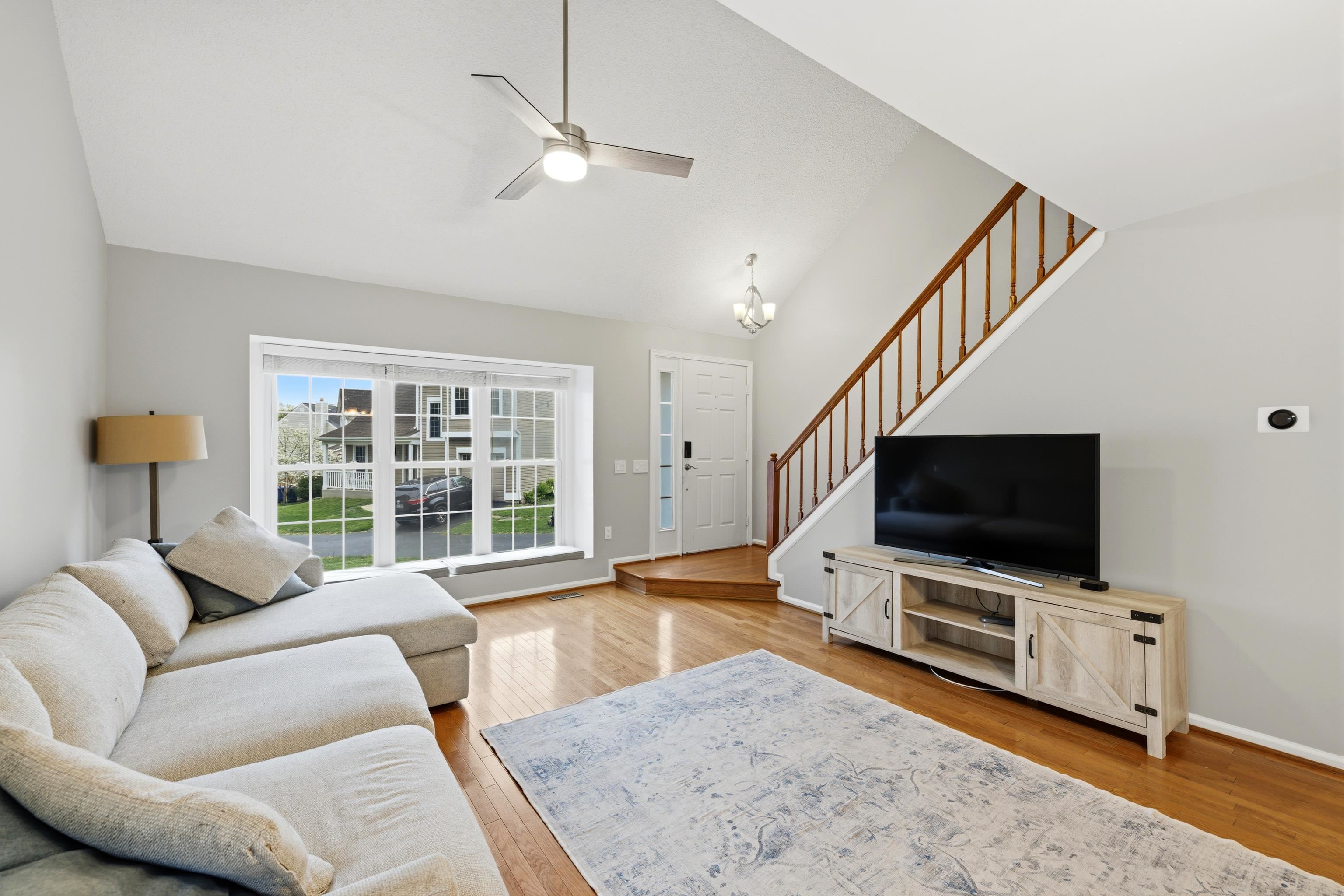 423 FOXRIDGE DR SW, LEESBURG, Virginia 20175, 3 Bedrooms Bedrooms, ,3 BathroomsBathrooms,Residential,423 FOXRIDGE DR SW,676241 MLS # 676241