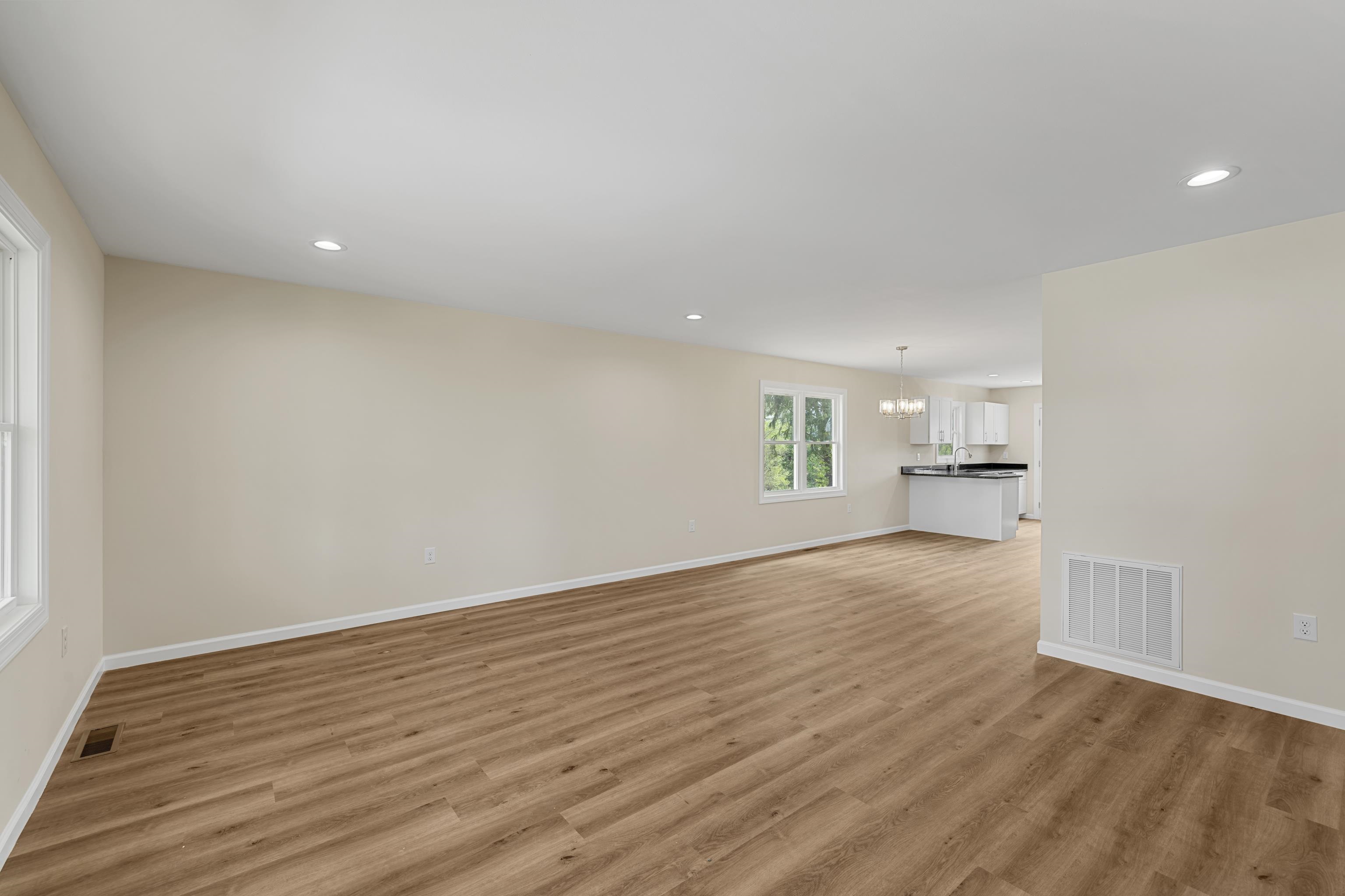 7 WEST HIGH ST, STUARTS DRAFT, Virginia 24477, 3 Bedrooms Bedrooms, ,2 BathroomsBathrooms,Residential,7 WEST HIGH ST,676243 MLS # 676243