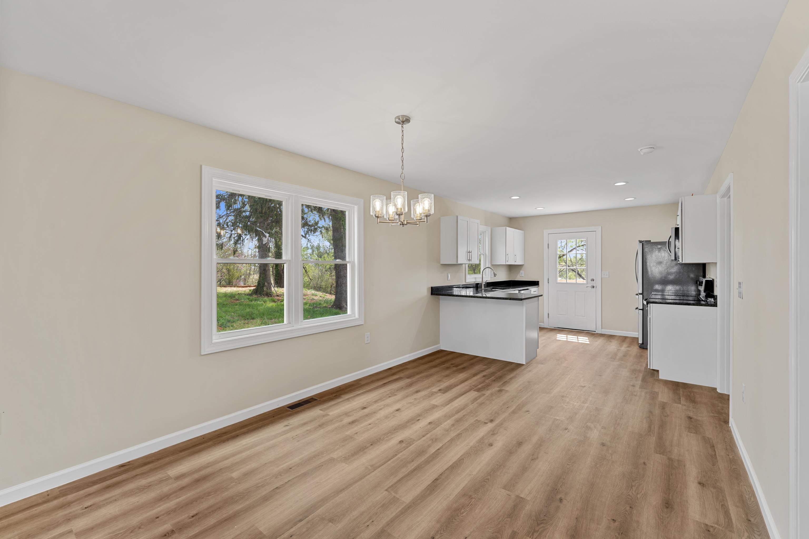 7 WEST HIGH ST, STUARTS DRAFT, Virginia 24477, 3 Bedrooms Bedrooms, ,2 BathroomsBathrooms,Residential,7 WEST HIGH ST,676243 MLS # 676243