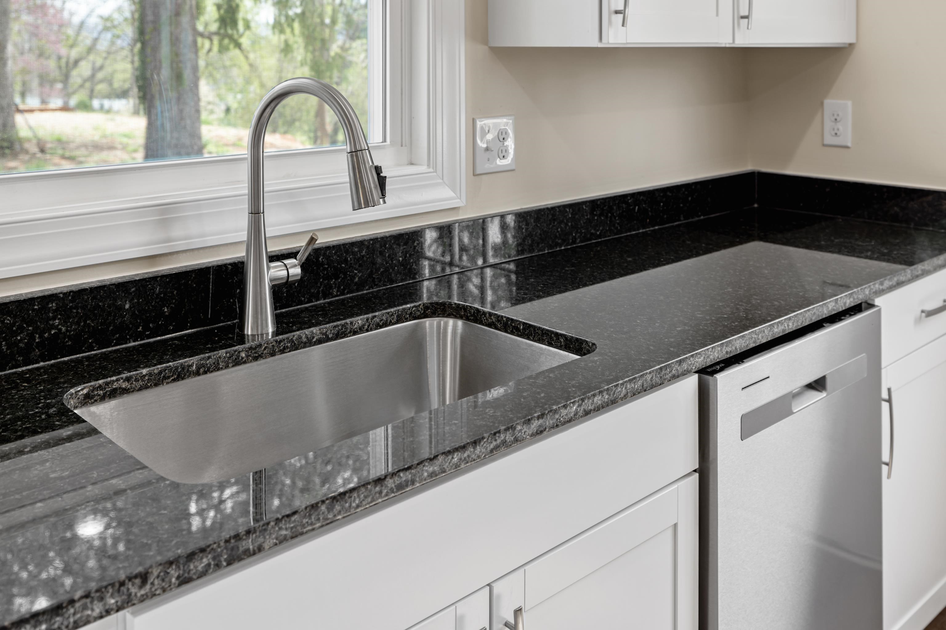 7 WEST HIGH ST, STUARTS DRAFT, Virginia 24477, 3 Bedrooms Bedrooms, ,2 BathroomsBathrooms,Residential,7 WEST HIGH ST,676243 MLS # 676243