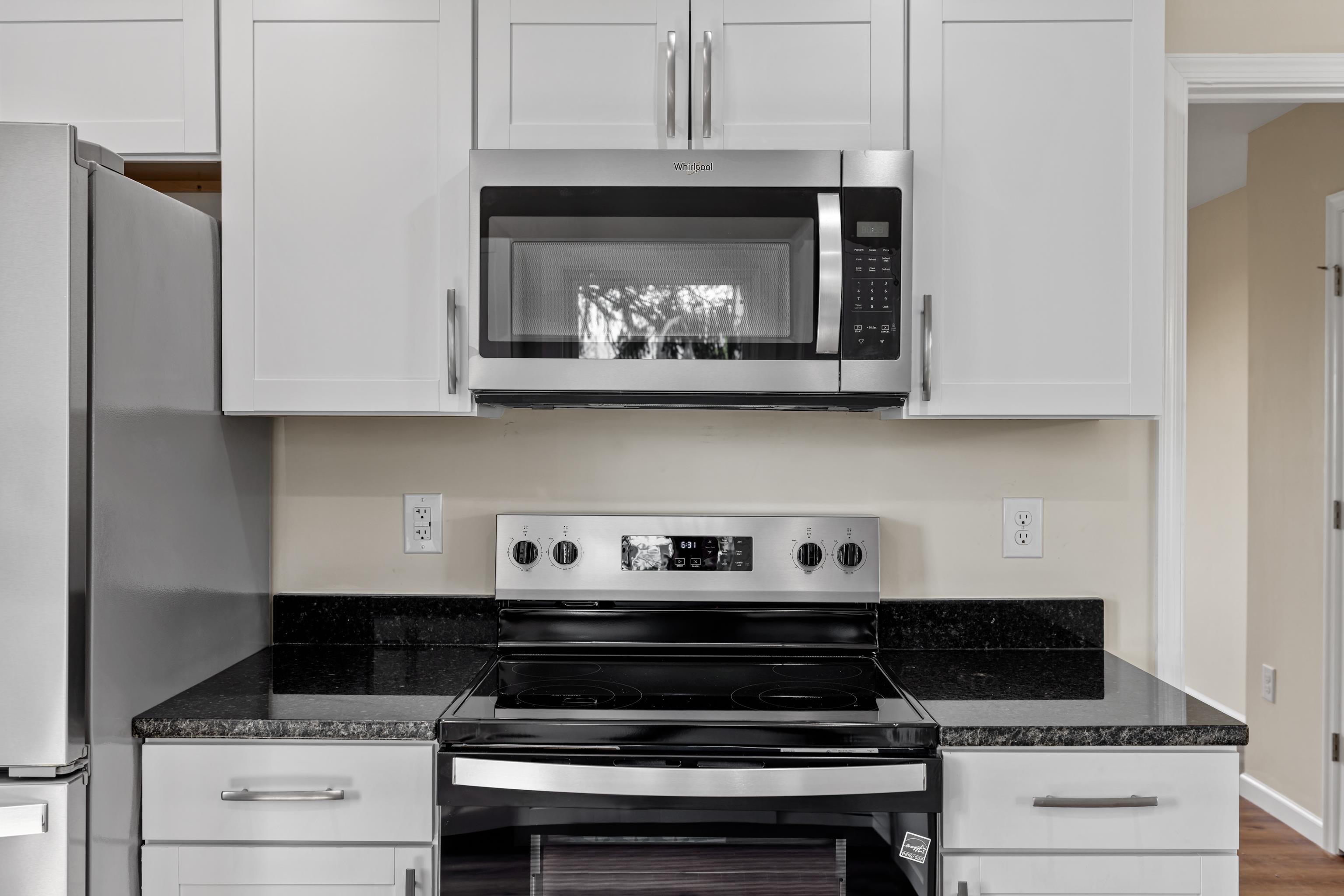 7 WEST HIGH ST, STUARTS DRAFT, Virginia 24477, 3 Bedrooms Bedrooms, ,2 BathroomsBathrooms,Residential,7 WEST HIGH ST,676243 MLS # 676243